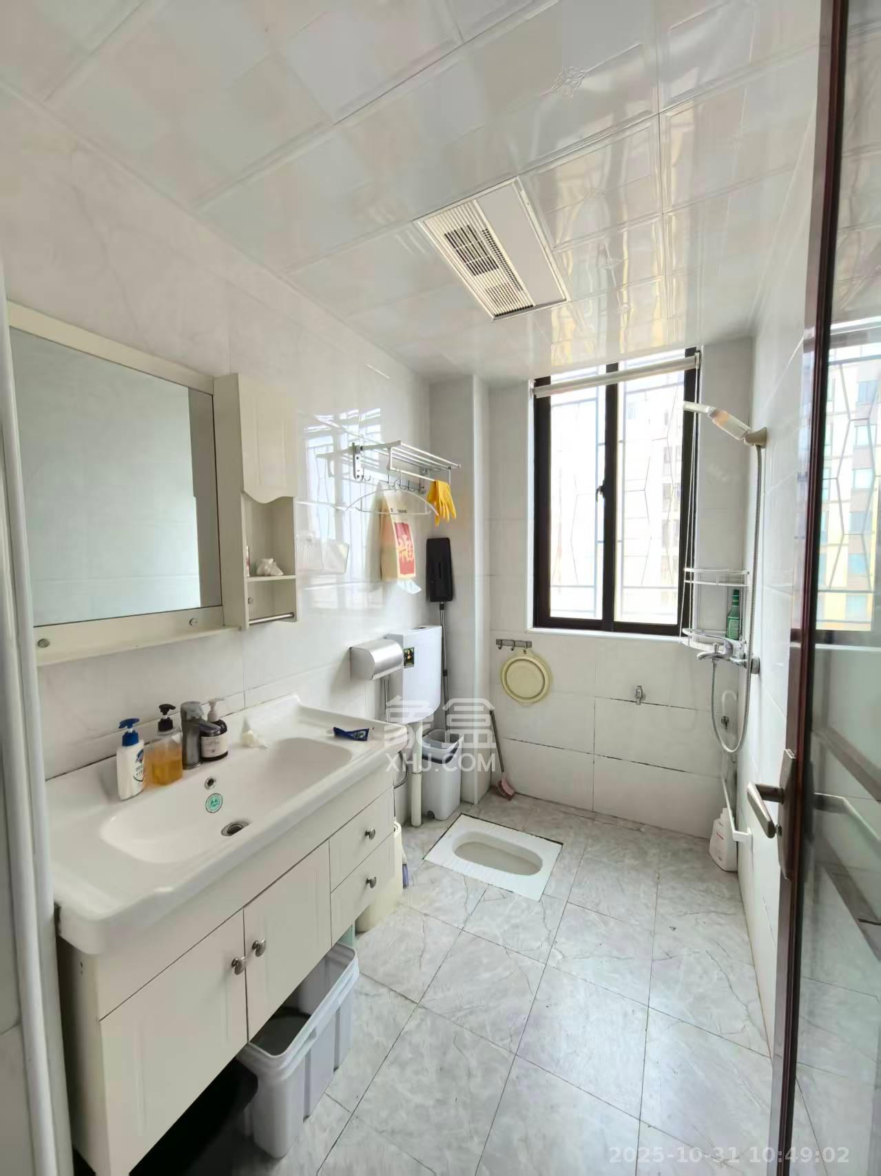 正旺国际铭城(正旺U公馆)  1室1厅1卫    1700.0元/月 正旺国际铭城(正旺U公馆)  1室1厅1卫    1700.0元/月室内图