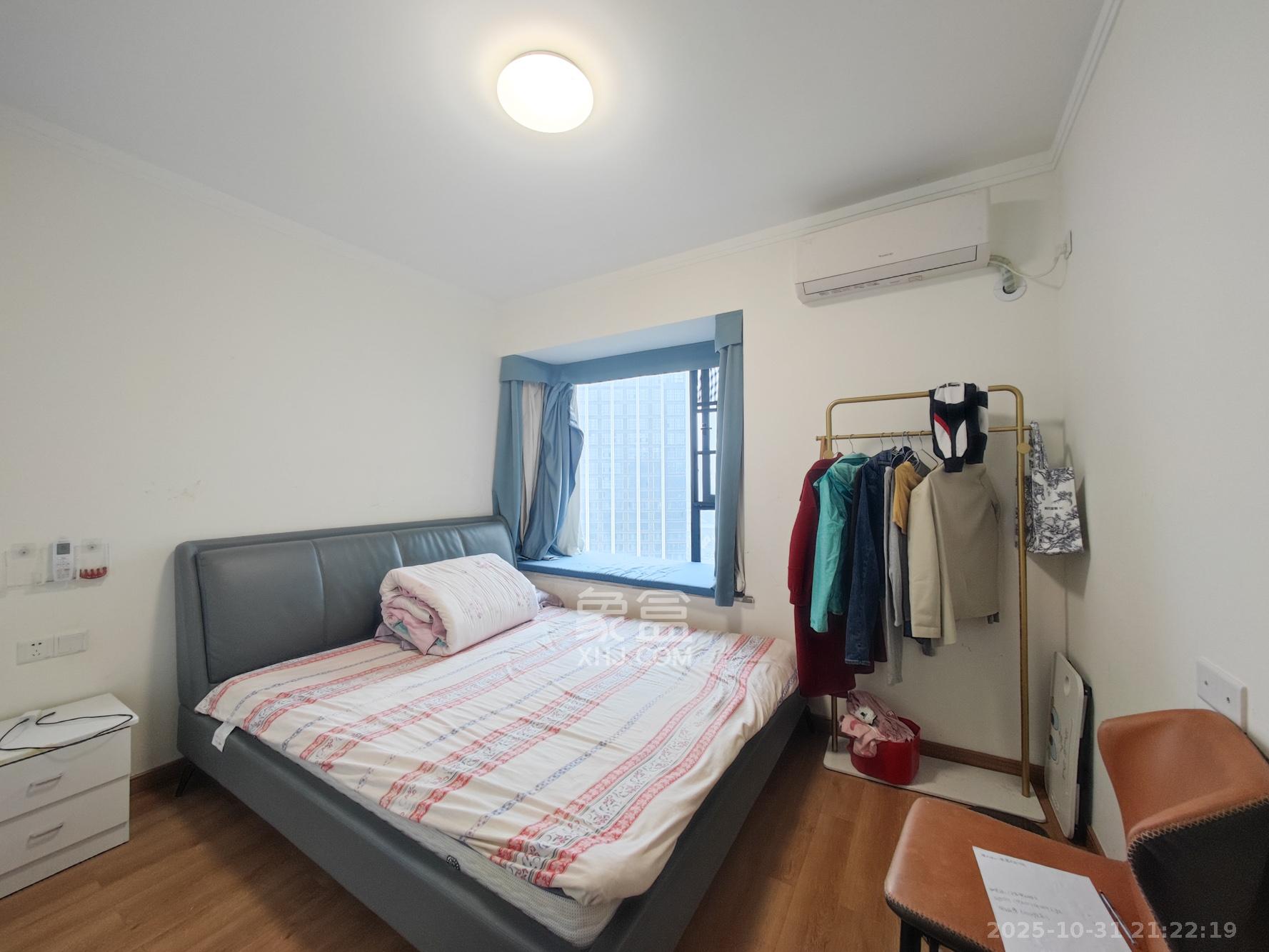 中建璟和城  4室2厅2卫    115.0万卧室