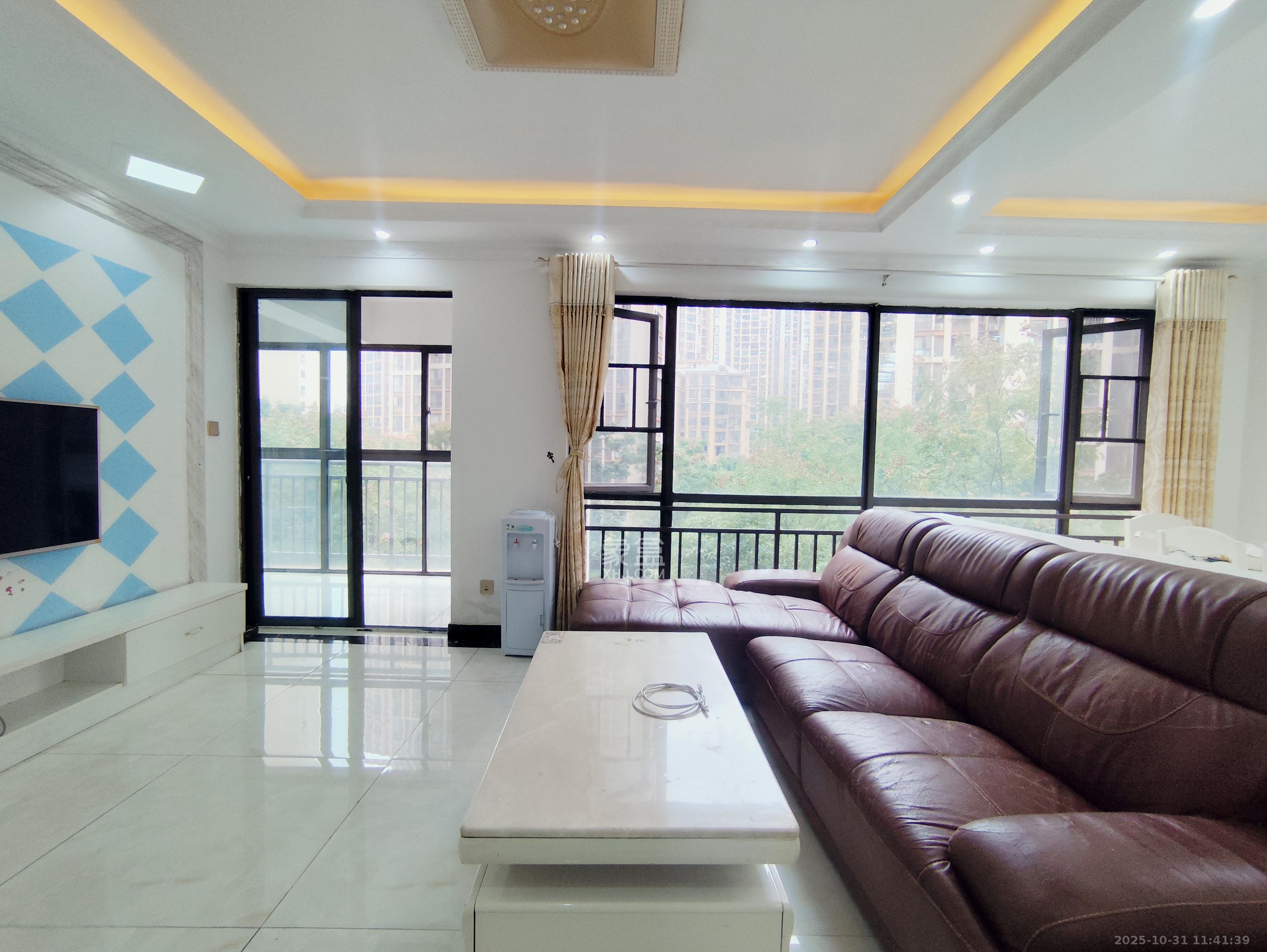 旭辉华庭  3室2厅2卫    2000.0元/月 旭辉华庭  3室2厅2卫    2000.0元/月室内图