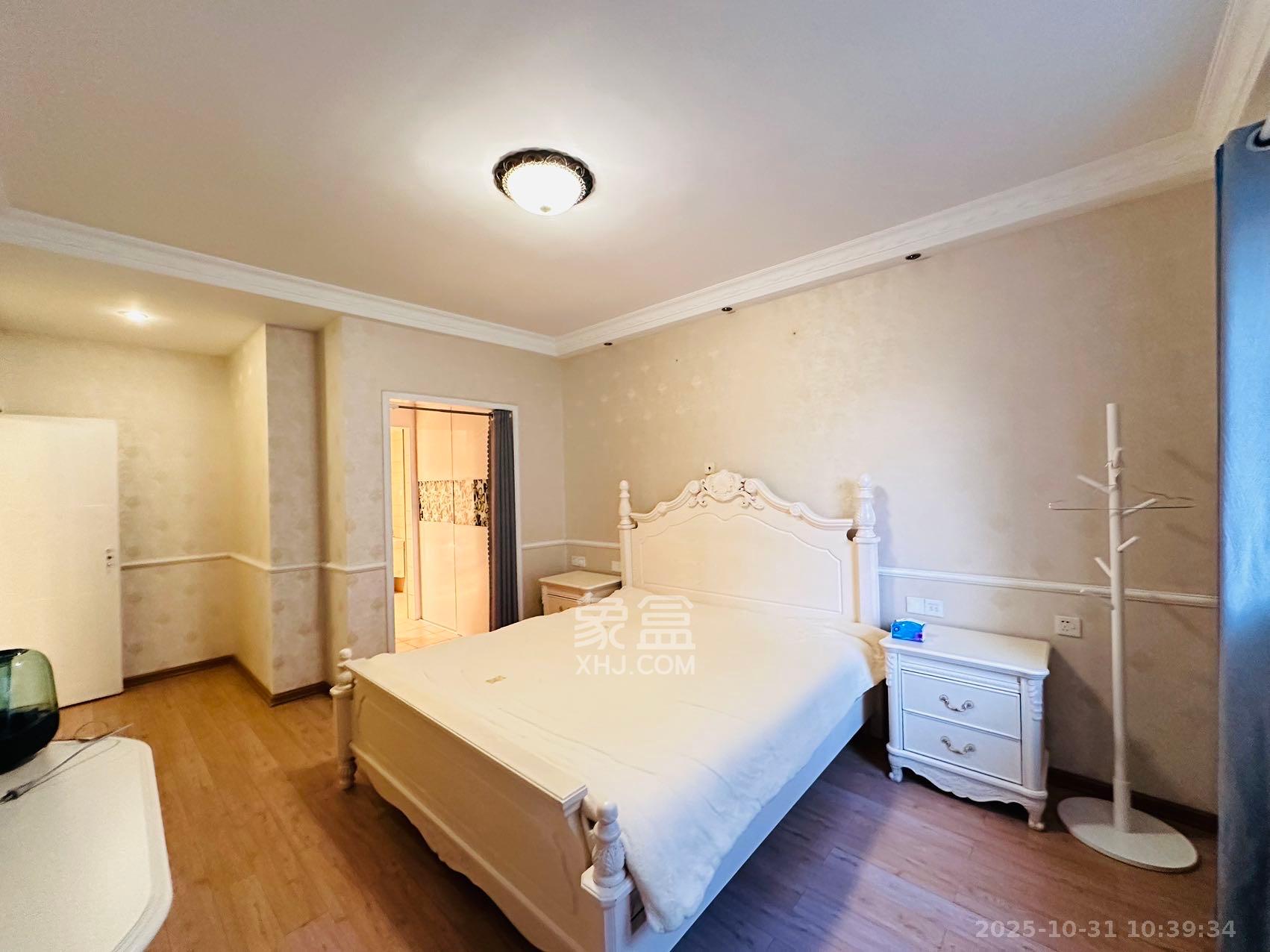 世嘉国际华城  2室2厅2卫    2800.0元/月 世嘉国际华城  2室2厅2卫    2800.0元/月室内图