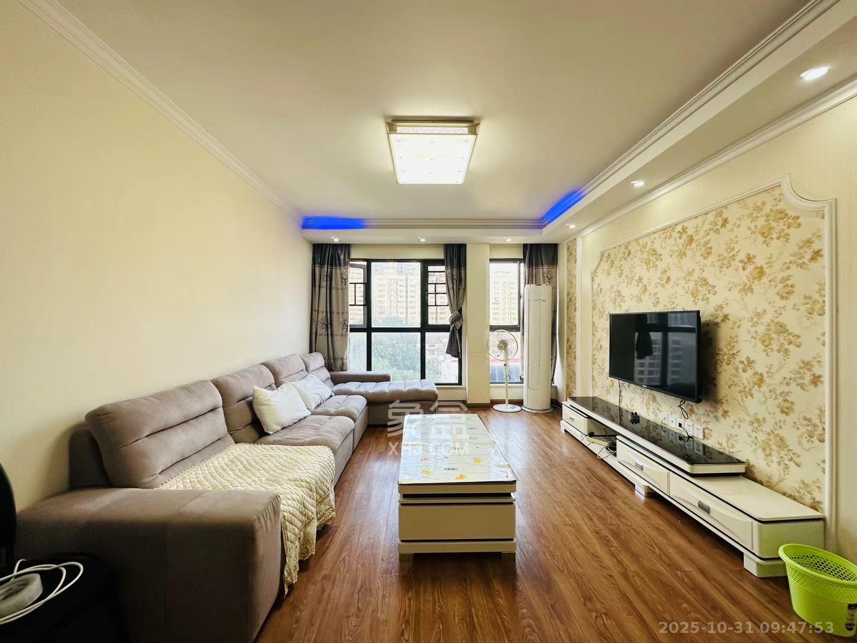 湘江锦绣  2室2厅1卫    2200.0元/月室内图