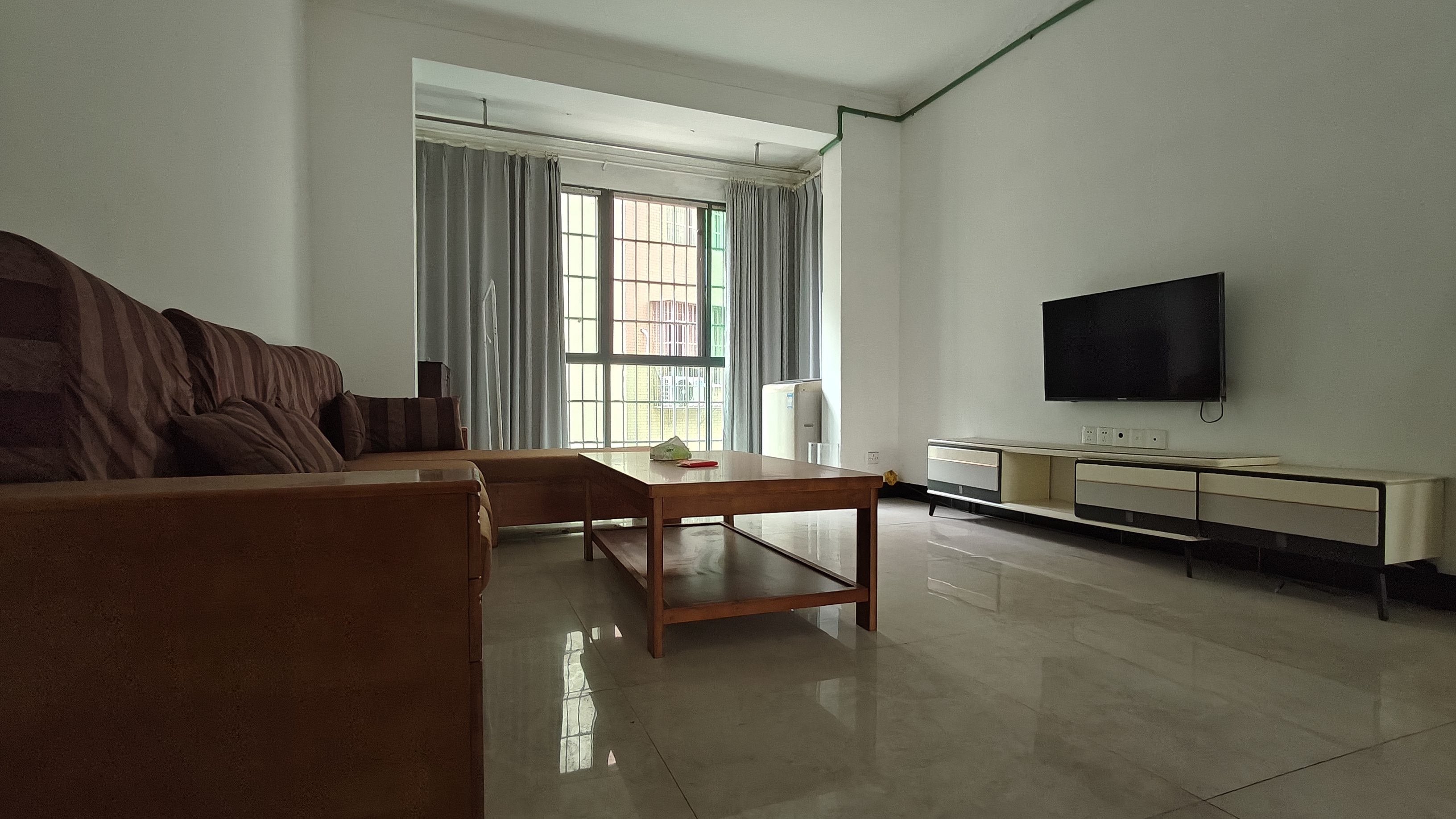 长湖小区  2室0厅0卫    1100.0元/月室内图