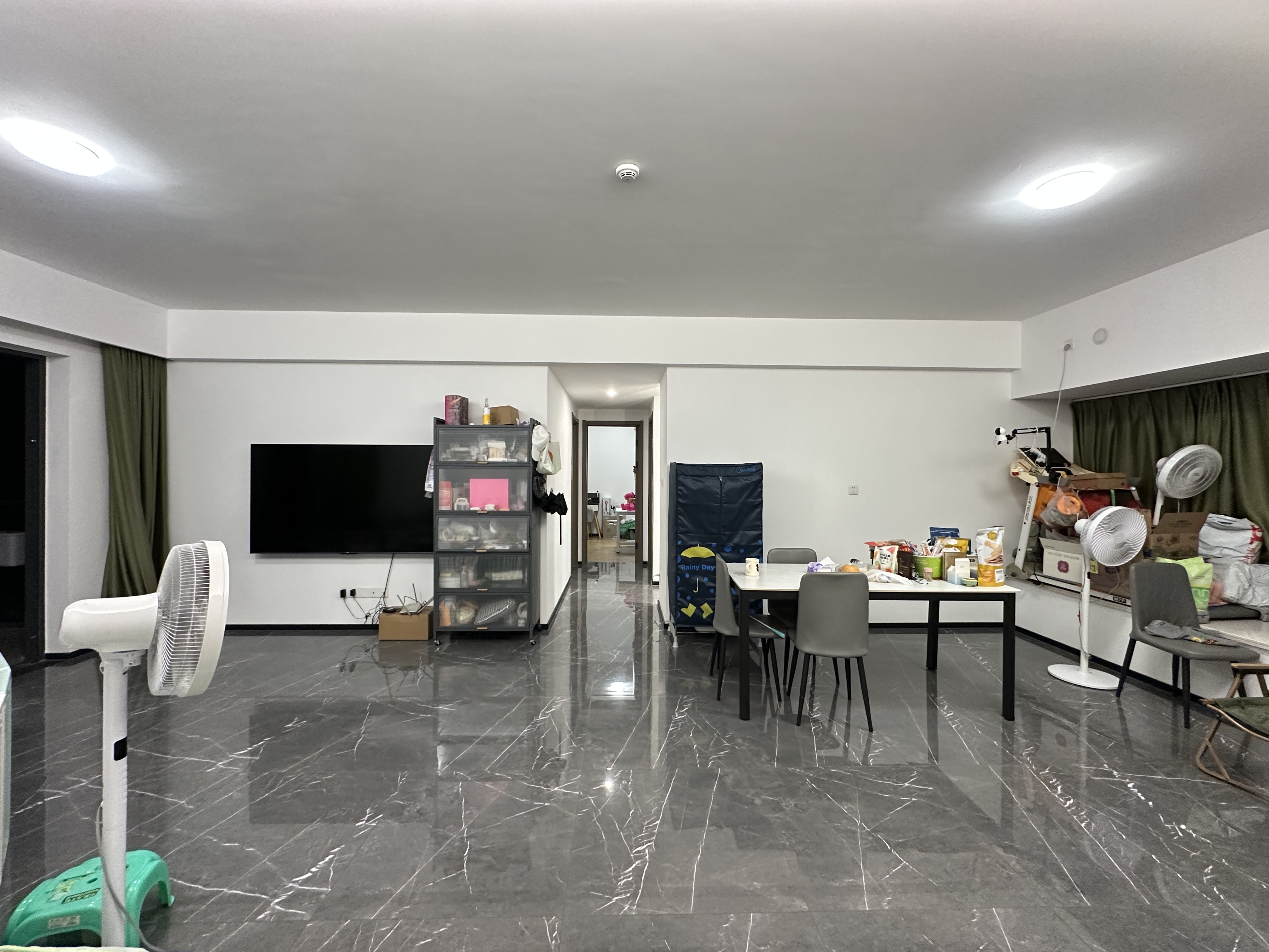 中海汇德里  4室2厅2卫    4800.0元/月室内图