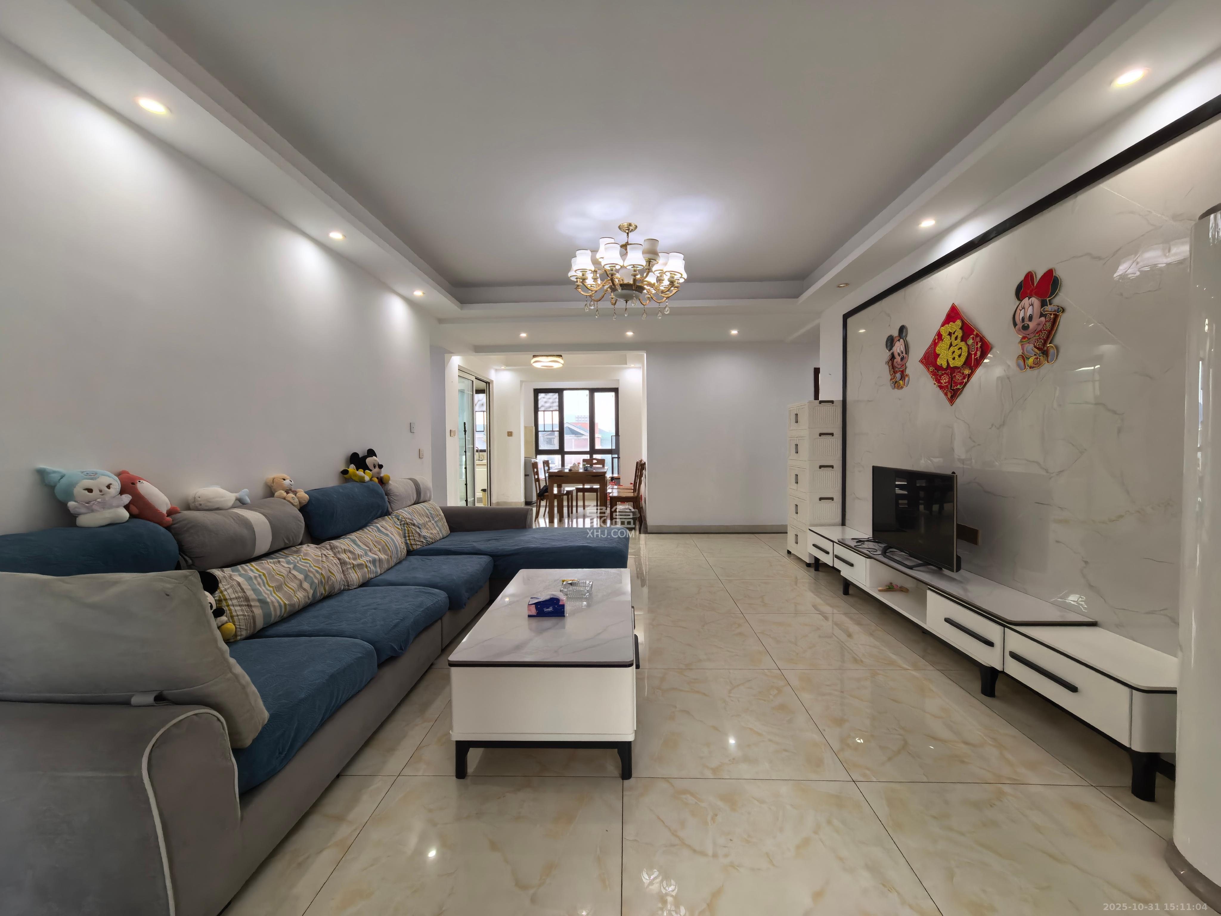 东宜兰园 3室2厅2卫 2500.0元/月 东宜兰园 3室2厅2卫 2500.0元/月室内图