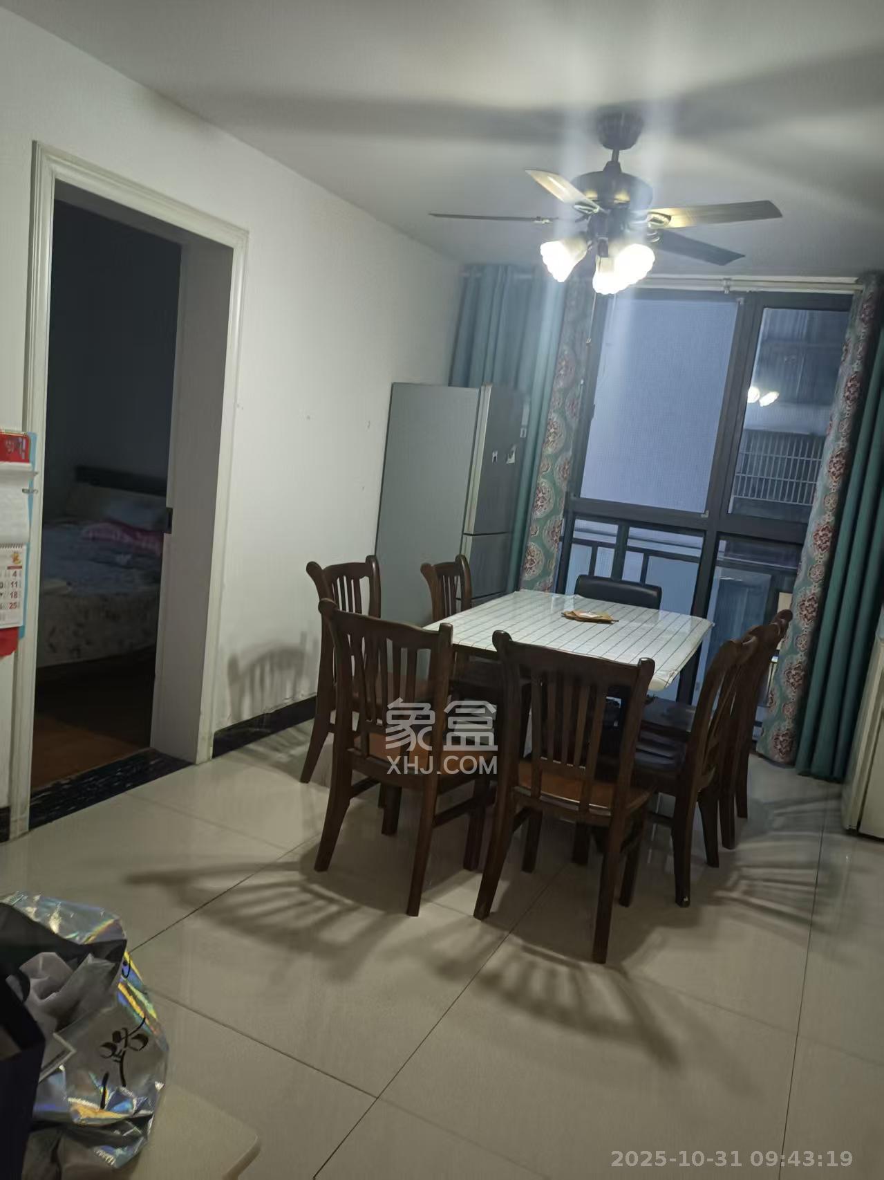 钱隆学府一、二期 2室2厅1卫 2300.0元/月 钱隆学府一、二期 2室2厅1卫 2300.0元/月室内图