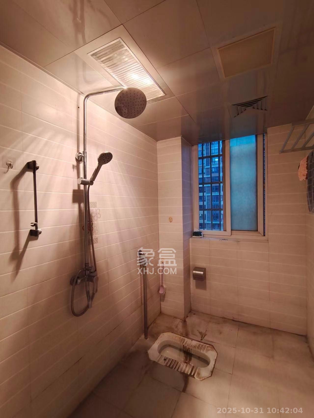 泰禹家园（彩云之翼家园一期、二期、三期）  3室2厅2卫    2000.0元/月室内图