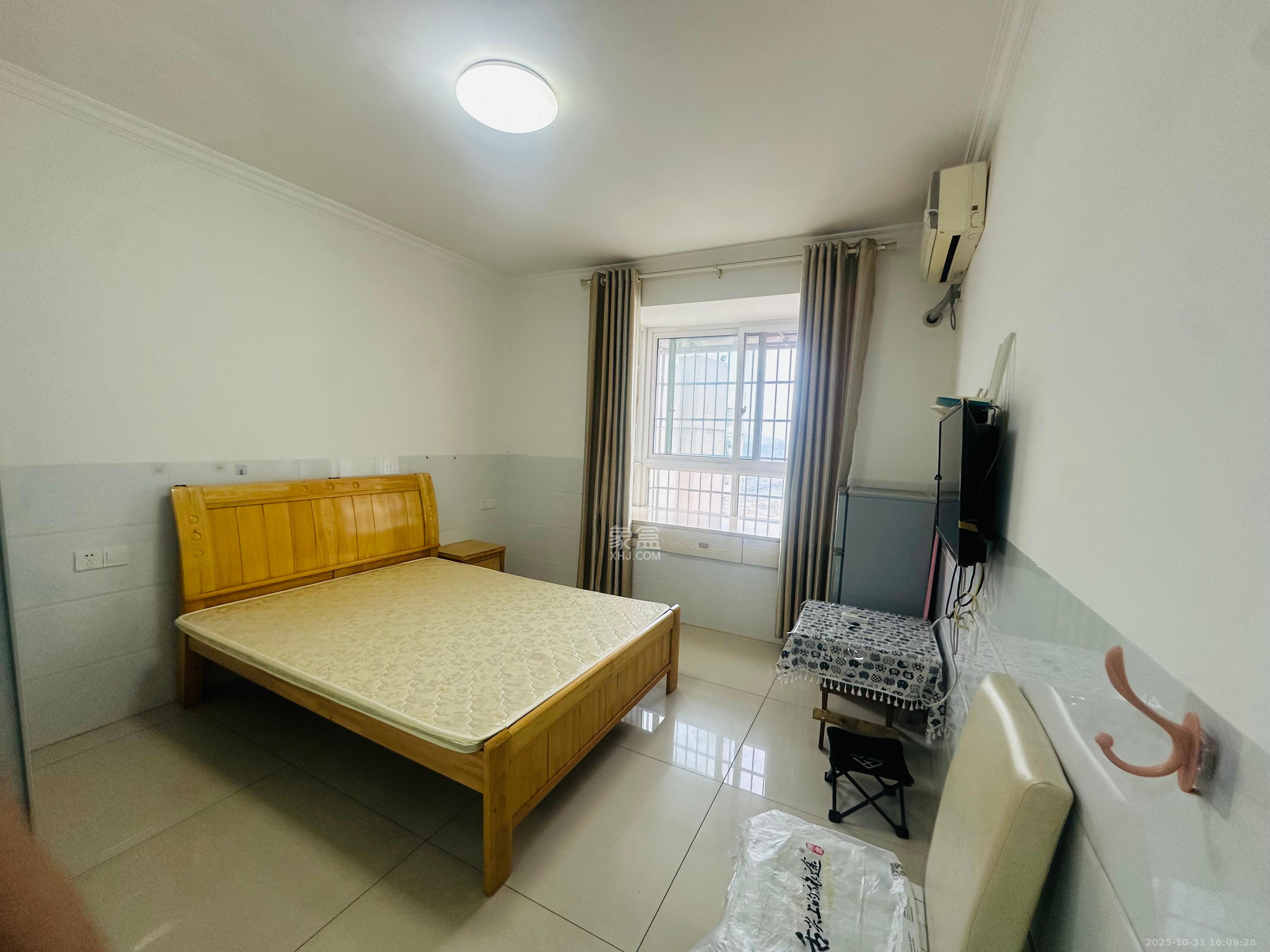 黎郡新宇太和园  1室1厅1卫    900.0元/月室内图