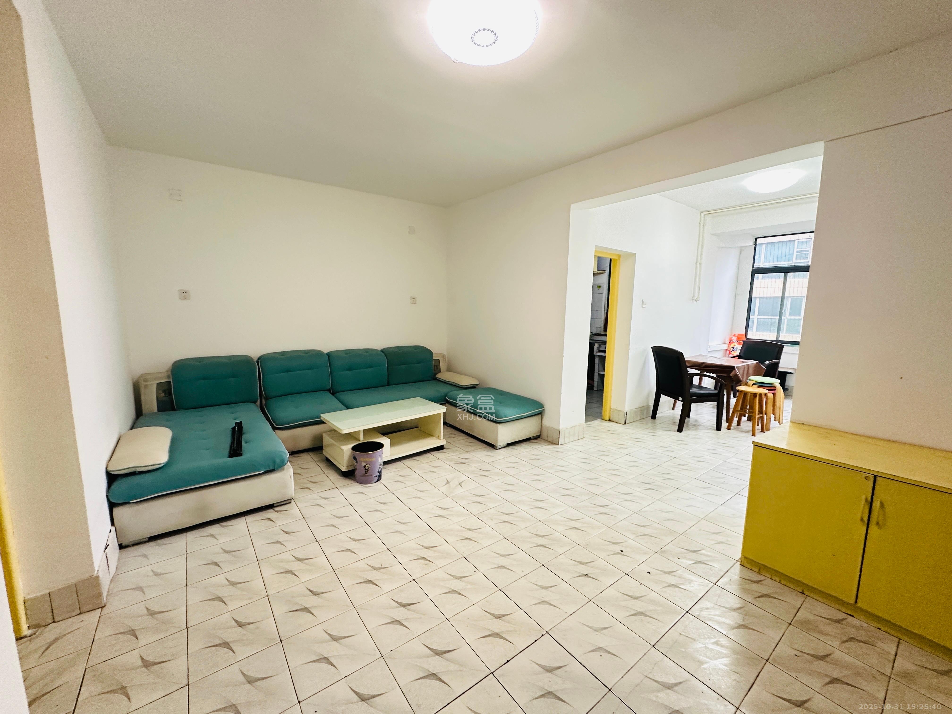 韭菜园  2室2厅1卫    1600.0元/月室内图