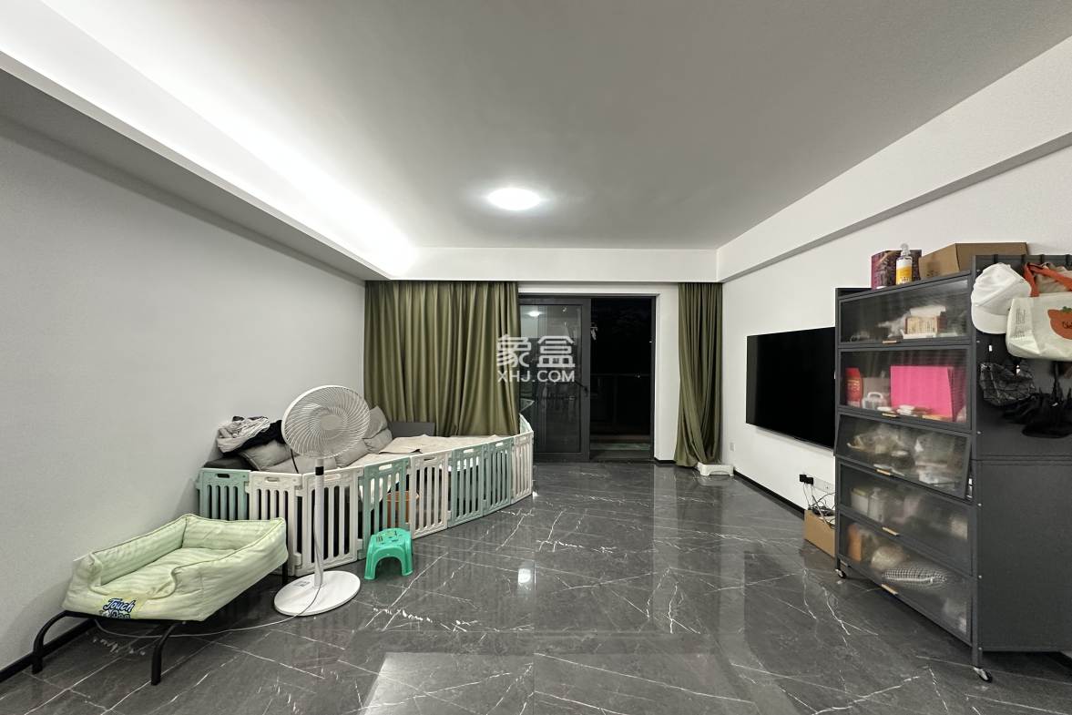 中海汇德里 4室2厅2卫 4800.0元/月 中海汇德里 4室2厅2卫 4800.0元/月室内图