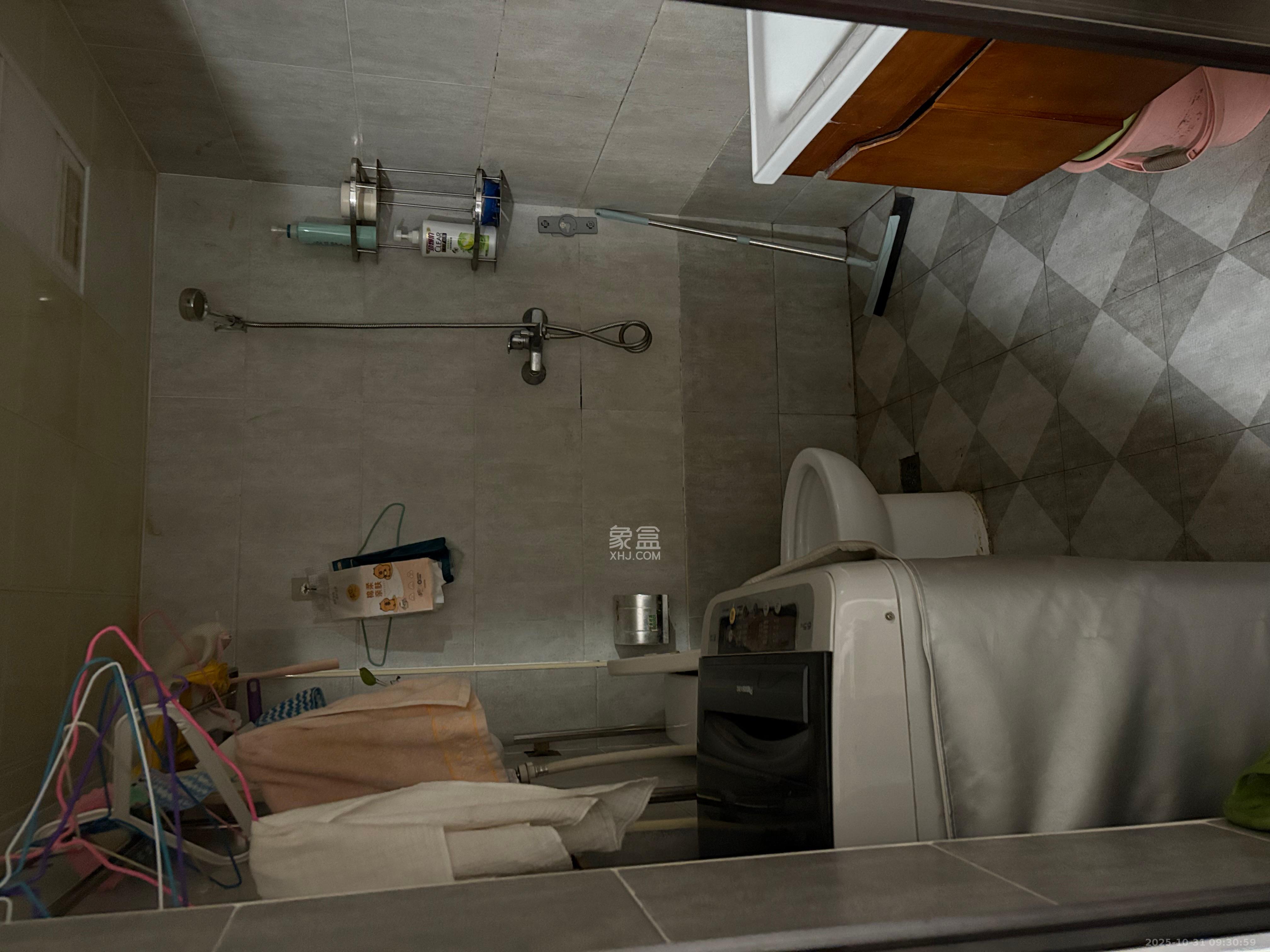 建丰公寓(长沙卷烟厂宿舍)  2室1厅1卫    1600.0元/月 建丰公寓(长沙卷烟厂宿舍)  2室1厅1卫    1600.0元/月室内图