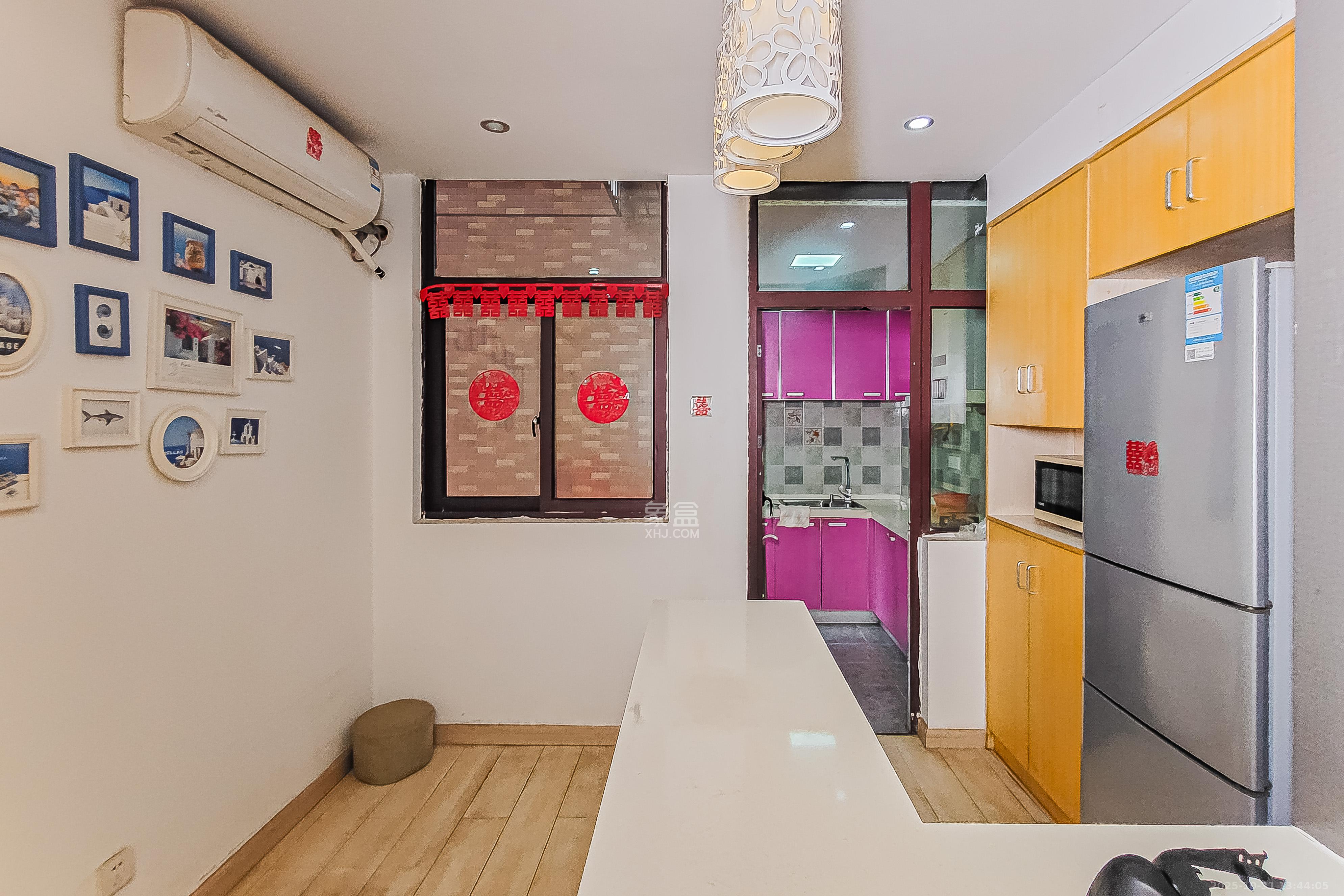 三力公寓（三力国际）  2室1厅1卫    49.8万客厅