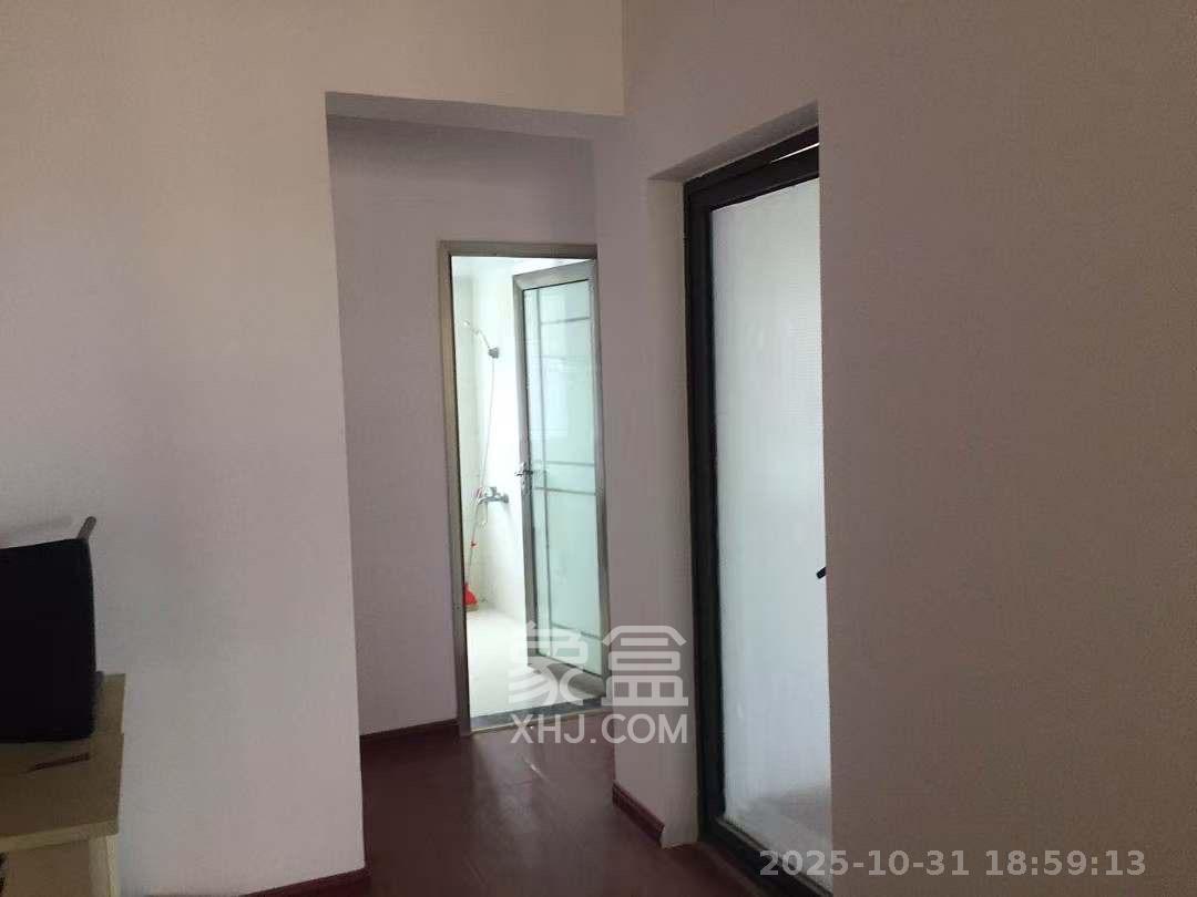 保利麓谷林语E区  4室2厅2卫    2600.0元/月室内图