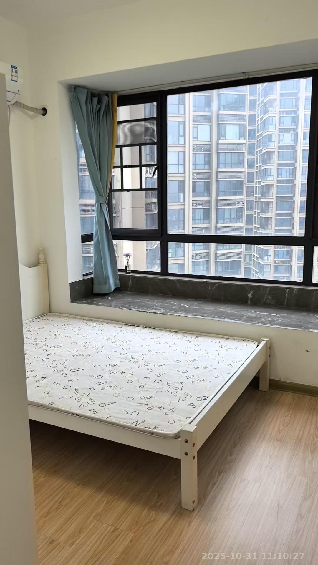 经世龙城  3室2厅2卫    1700.0元/月室内图