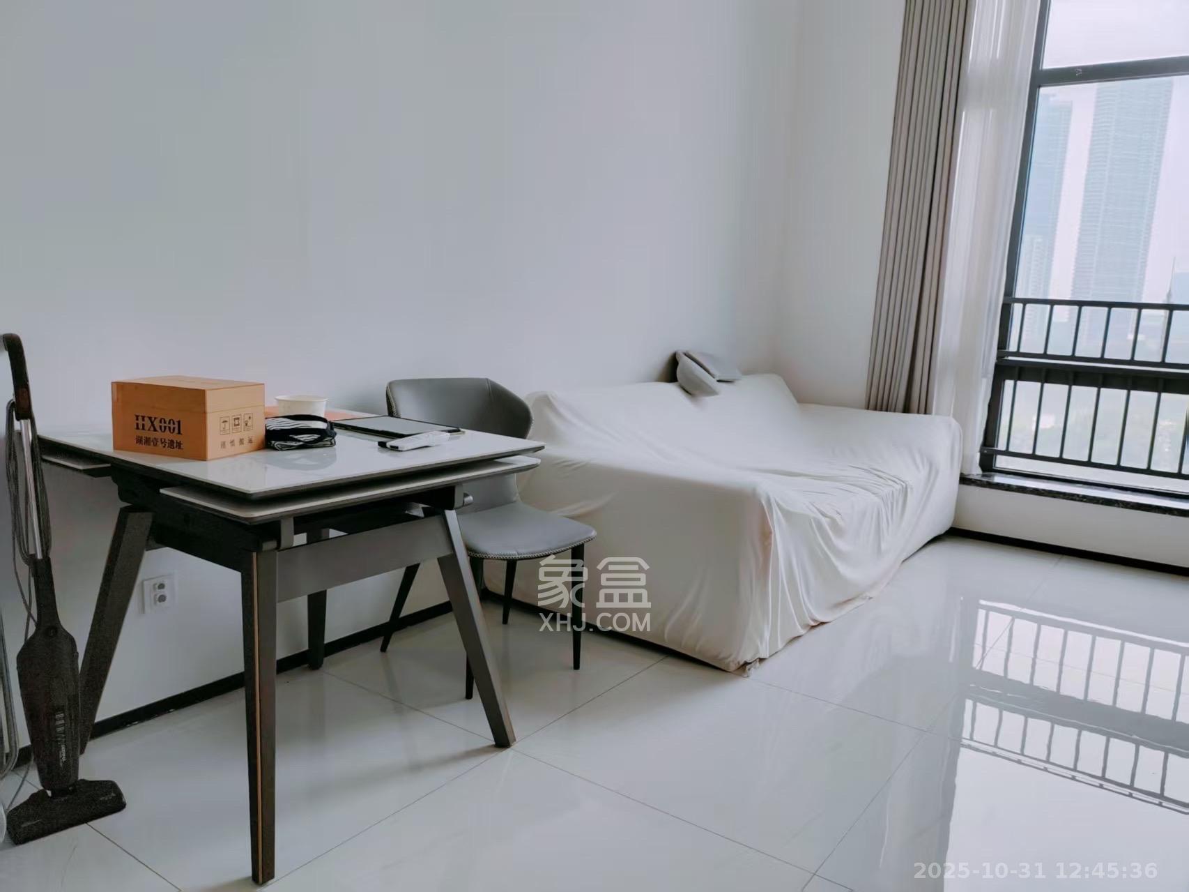 藏珑湖上公馆  1室1厅1卫    3000.0元/月 藏珑湖上公馆  1室1厅1卫    3000.0元/月室内图