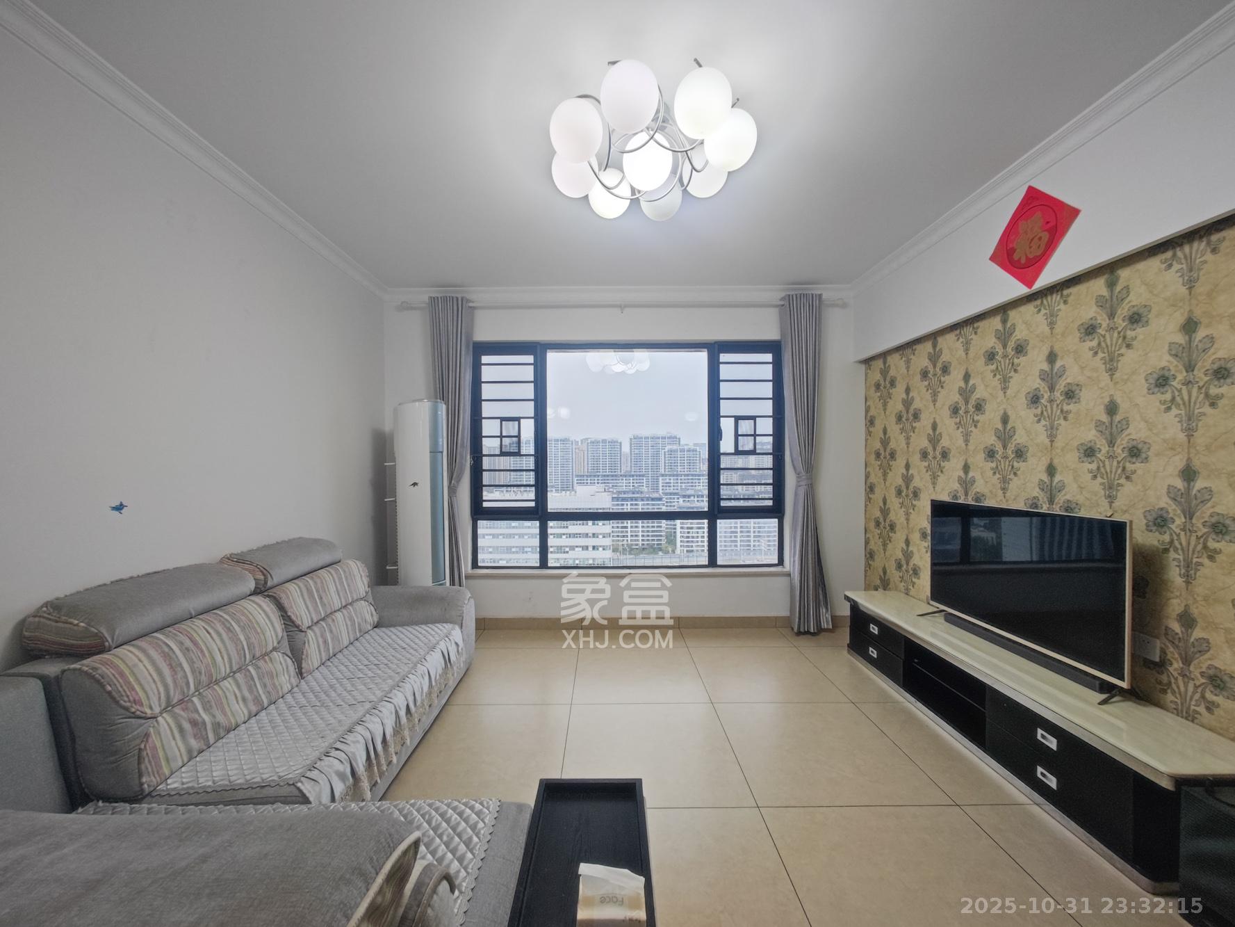 长房南屏锦源 3室2厅2卫 95.0万 长房南屏锦源 3室2厅2卫 95.0万客厅