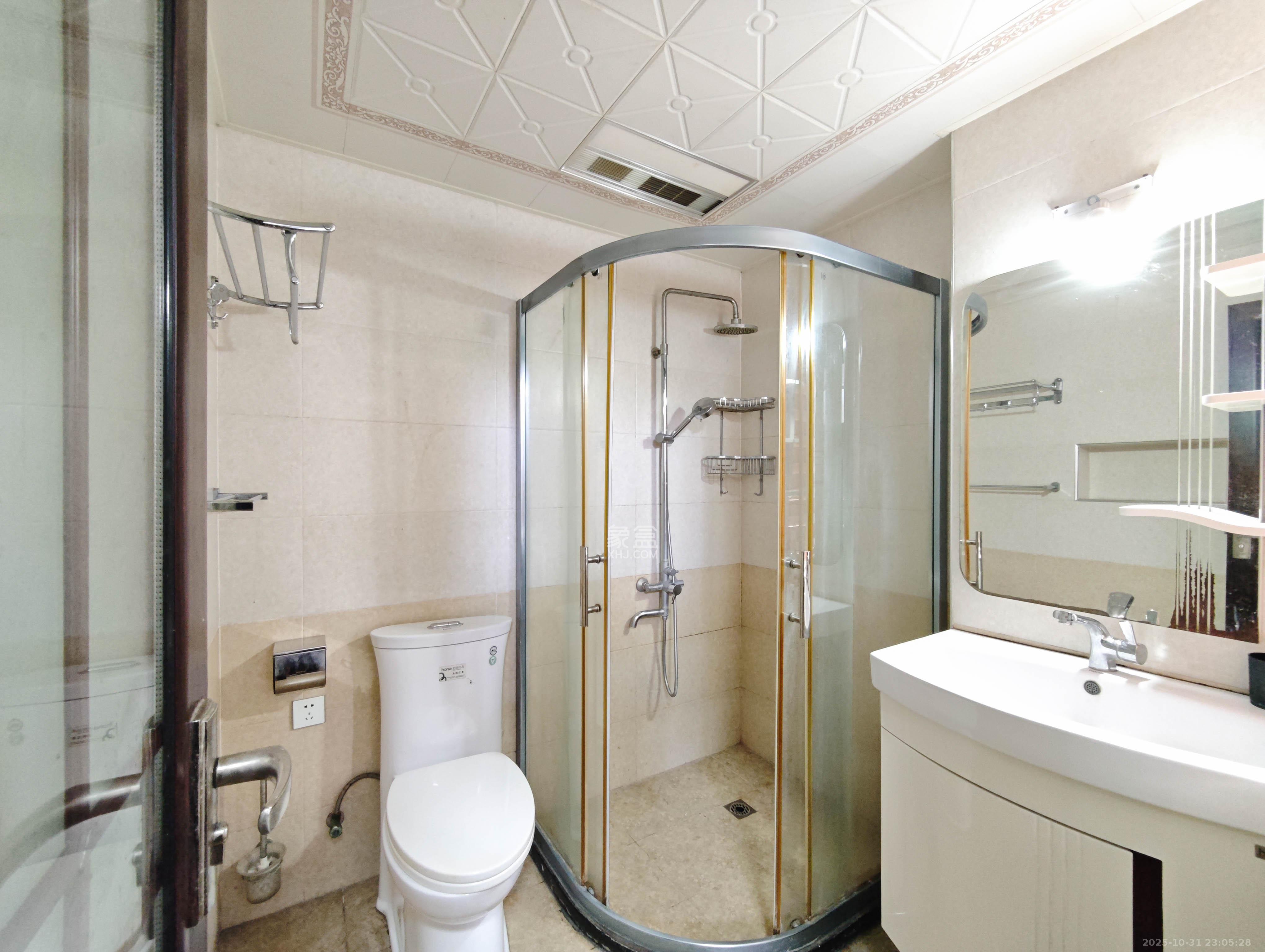 宏聚地中海  3室2厅2卫    115.0万卫生间