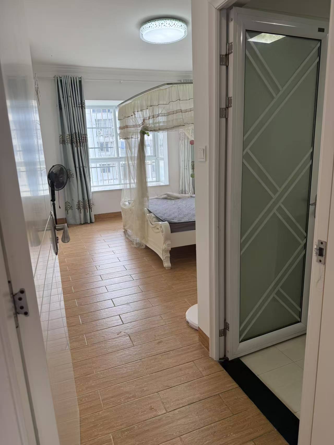 海航城  3室2厅2卫    2500.0元/月室内图