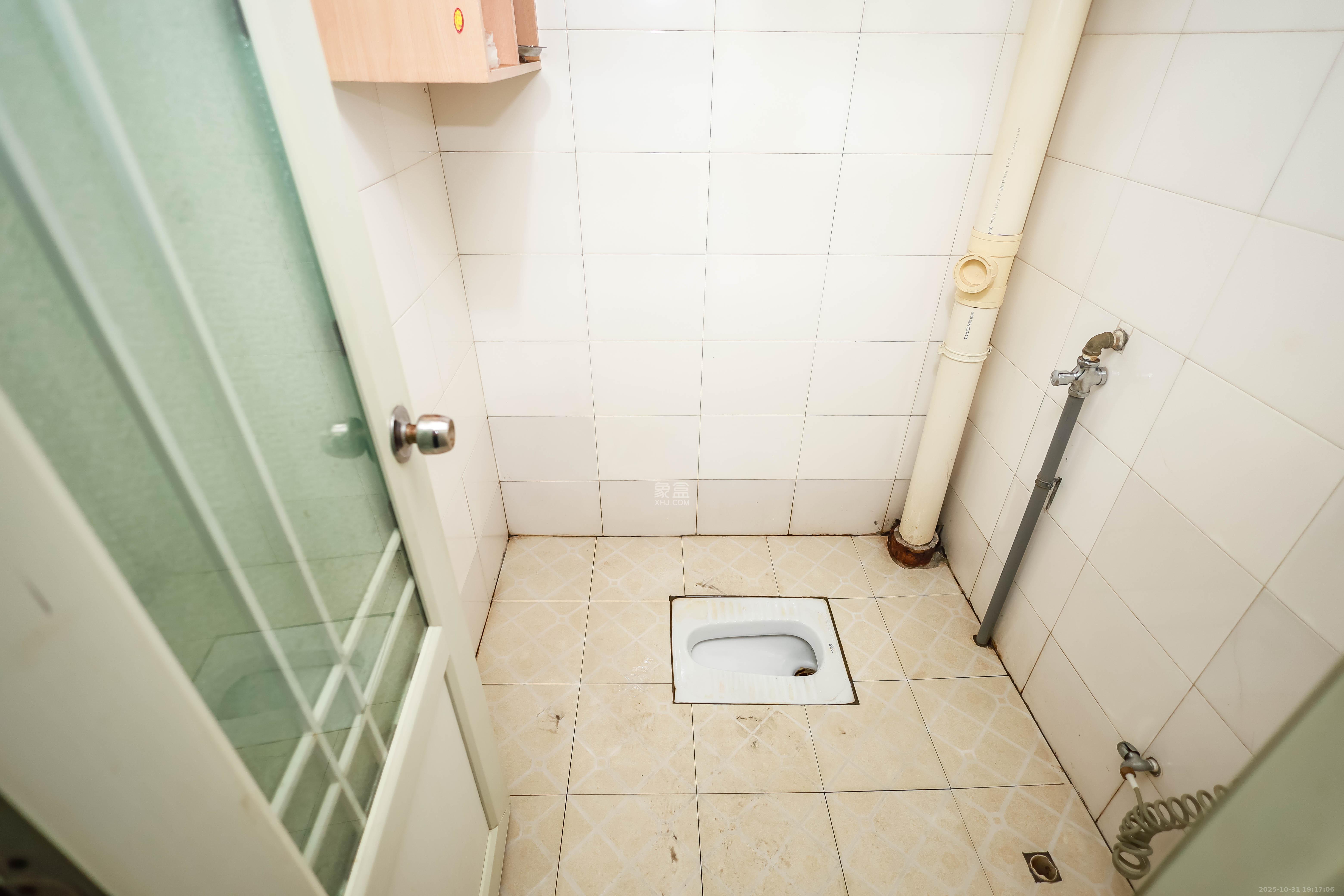 金峰小区南院 5室2厅2卫 138.0万 金峰小区南院 5室2厅2卫 138.0万卫生间