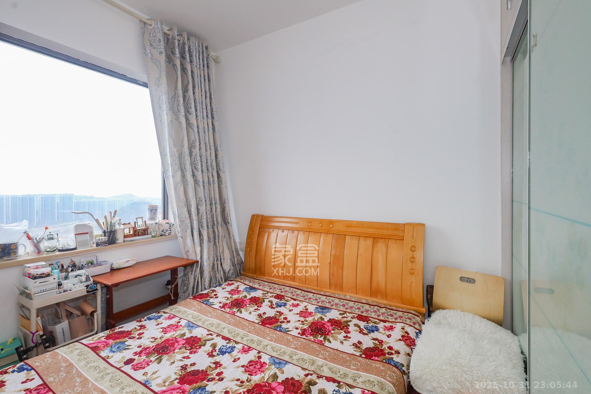 钰龙天下二期（钰龙佳园）  1室0厅0卫    249.9万卧室