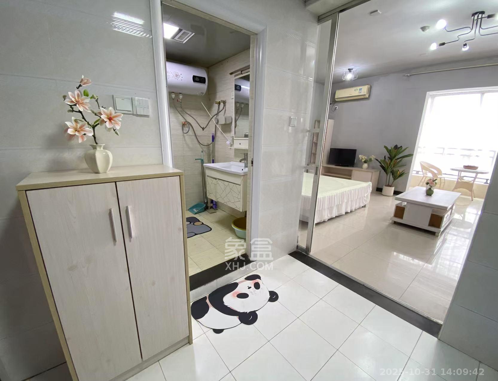 剑桥名门  1室1厅1卫    1300.0元/月室内图