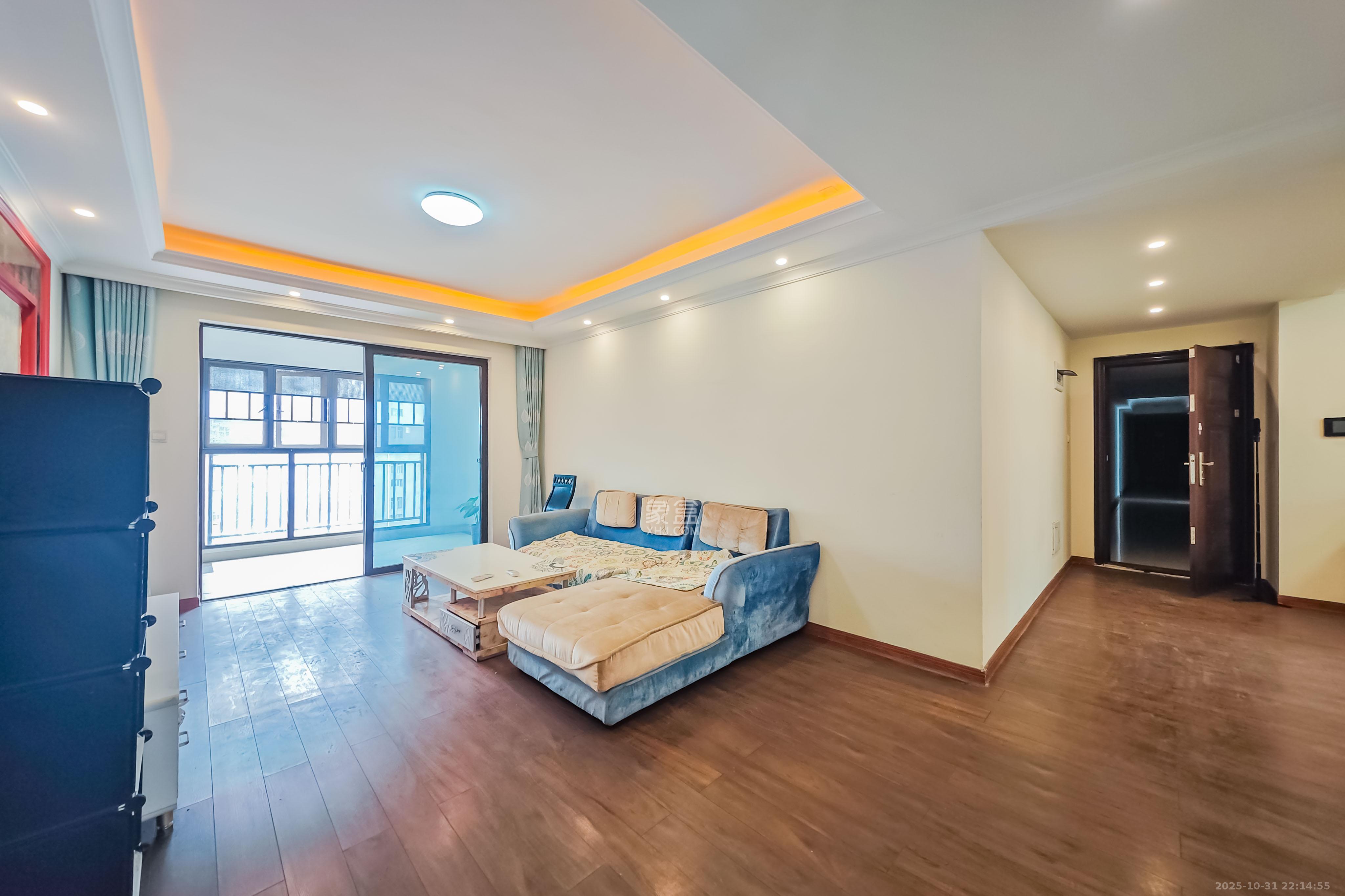 五江天街北区  3室2厅2卫    100.0万