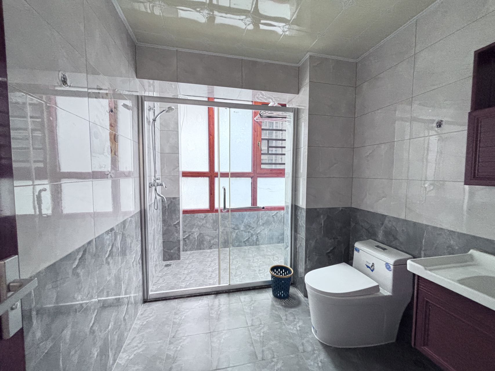 绿地雅典郡  4室2厅2卫    150.0万 绿地雅典郡  4室2厅2卫    150.0万室内图