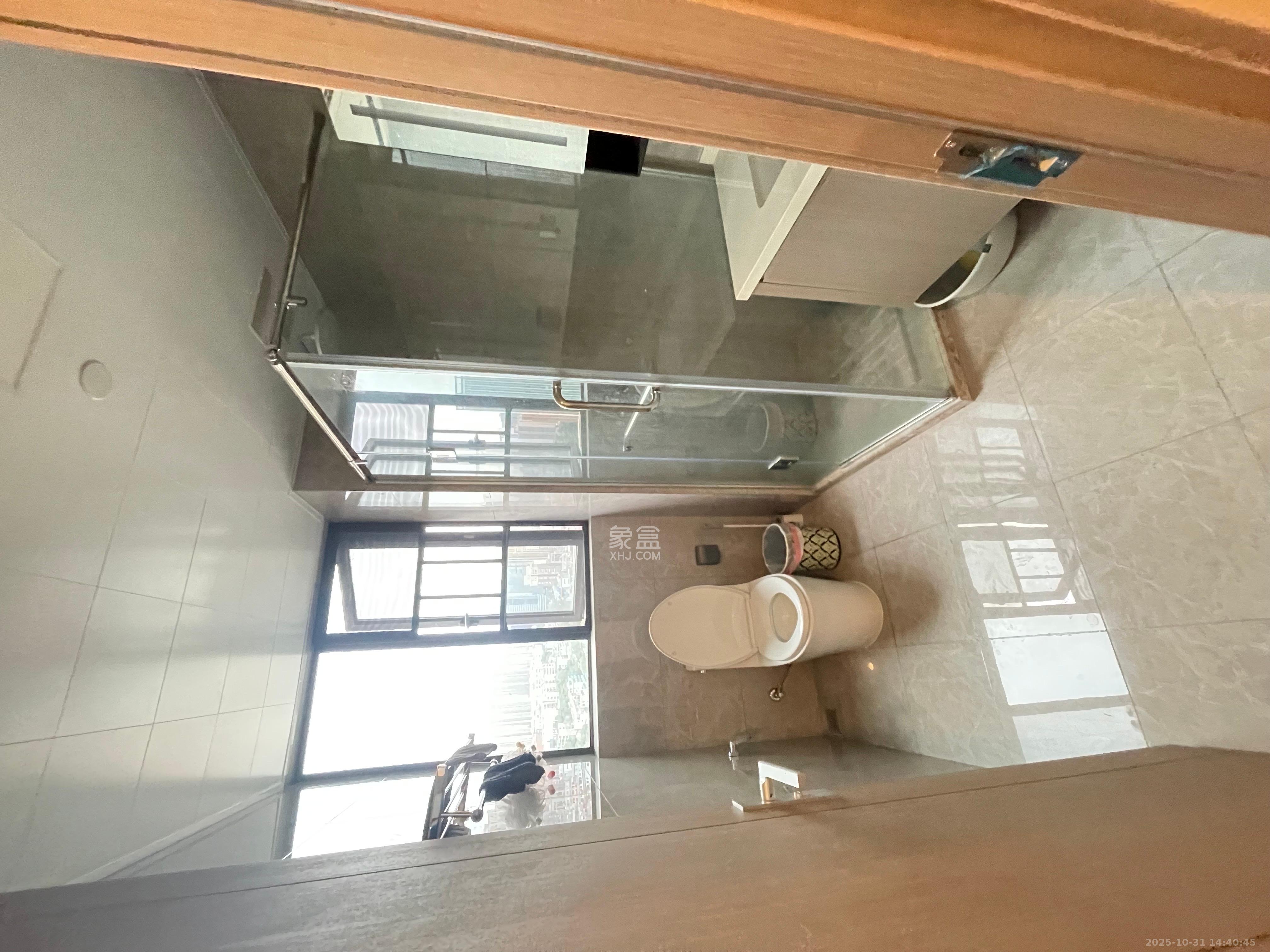 长房星城天地 3室2厅2卫 4500.0元/月 长房星城天地 3室2厅2卫 4500.0元/月室内图