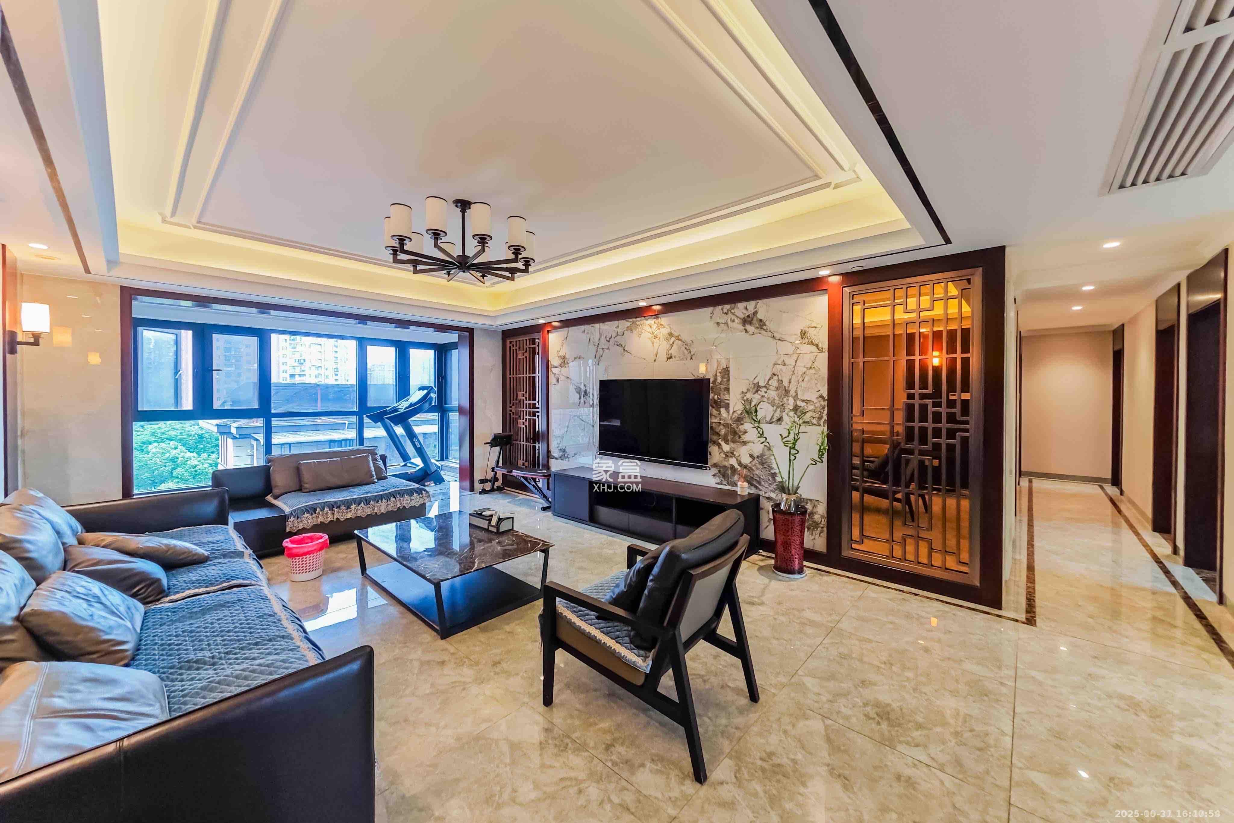 京武浪琴山一、二期  4室1厅2卫    10000.0元/月室内图