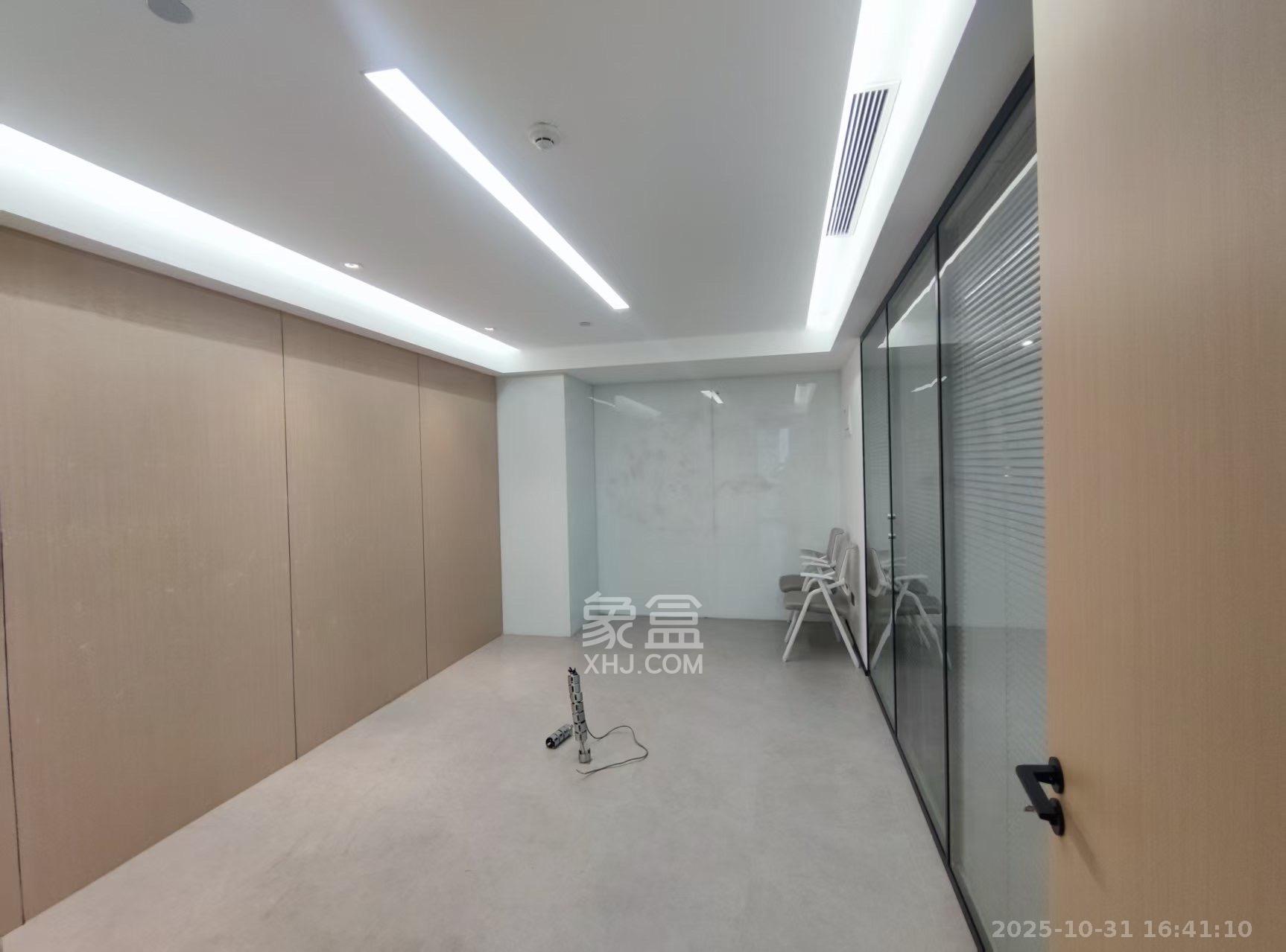 中建宝铂公馆  1室1厅1卫    3000.0元/月室内图