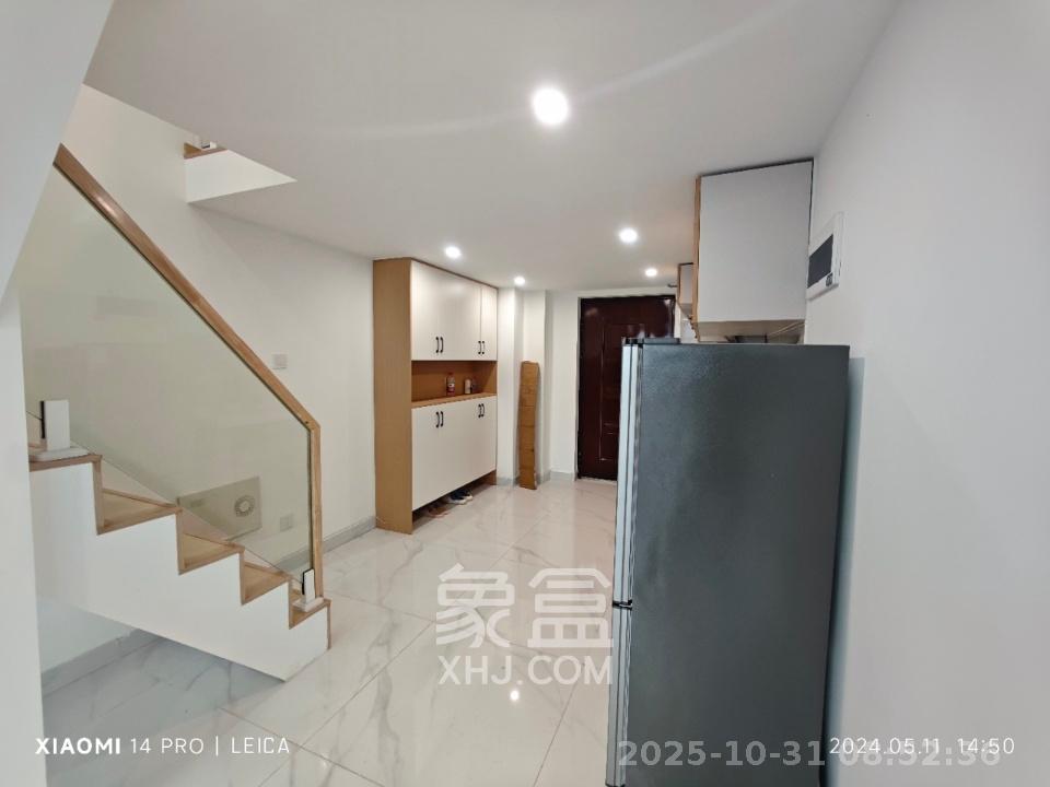 新长海D1站  2室1厅1卫    1500.0元/月室内图