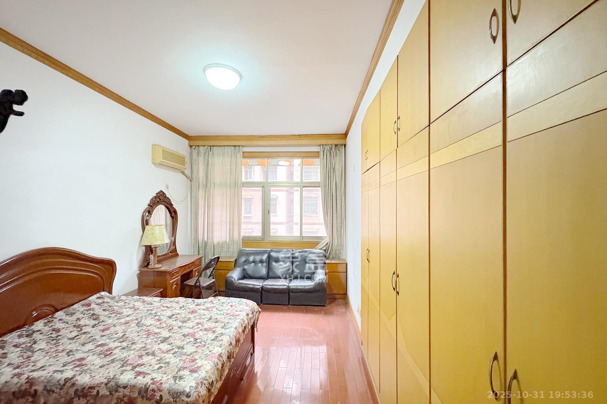 长沙晚报宿舍、晚报大厦 3室2厅2卫 106.0万 长沙晚报宿舍、晚报大厦 3室2厅2卫 106.0万卧室