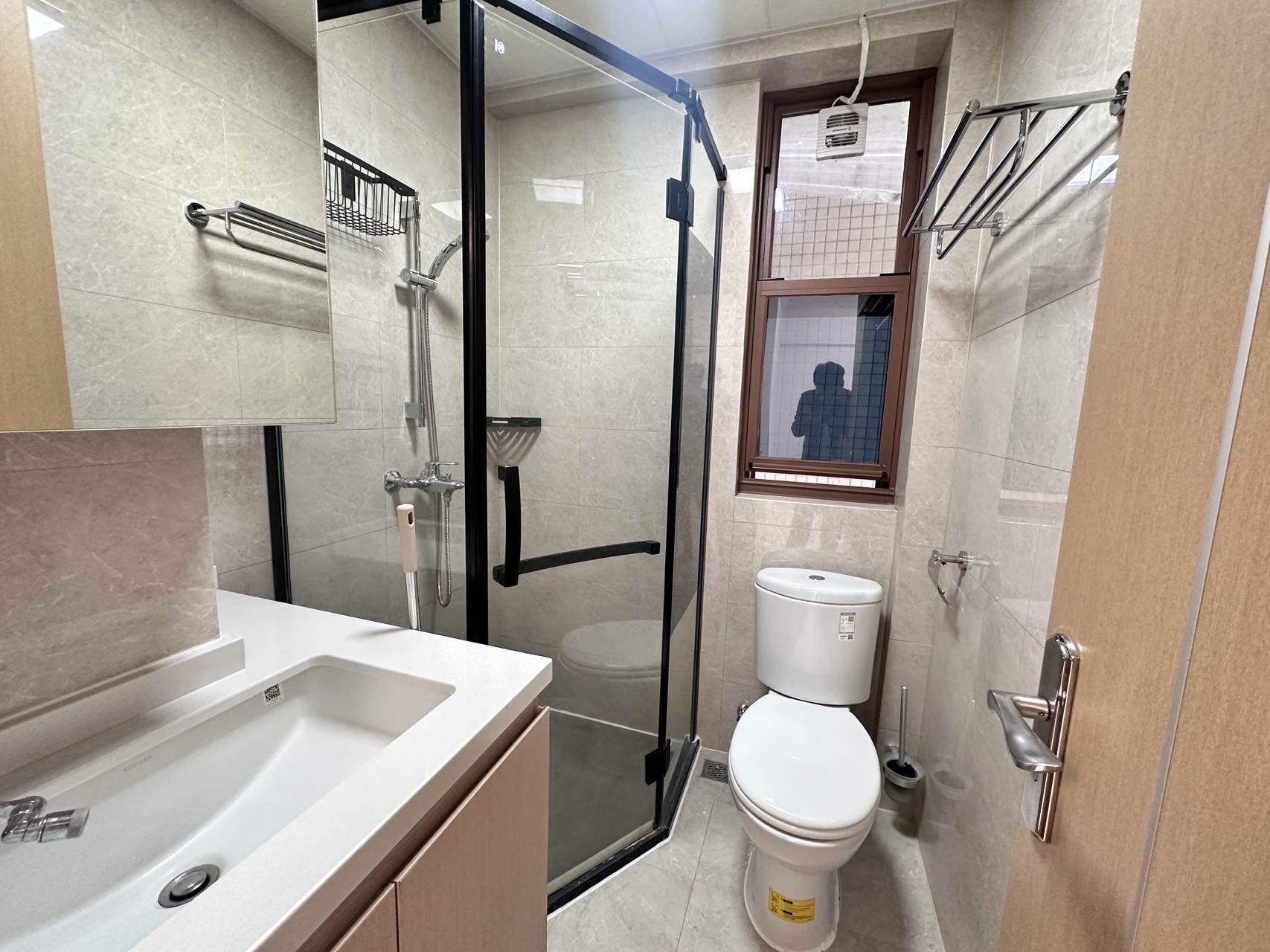 金龙城市广场二期  2室1厅1卫    2900.0元/月室内图