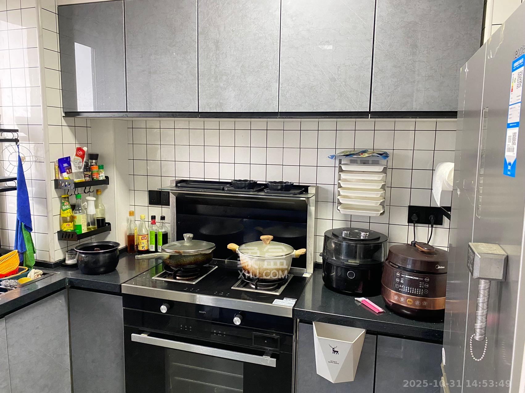 绿地新都会  2室2厅2卫    3000.0元/月 绿地新都会  2室2厅2卫    3000.0元/月室内图