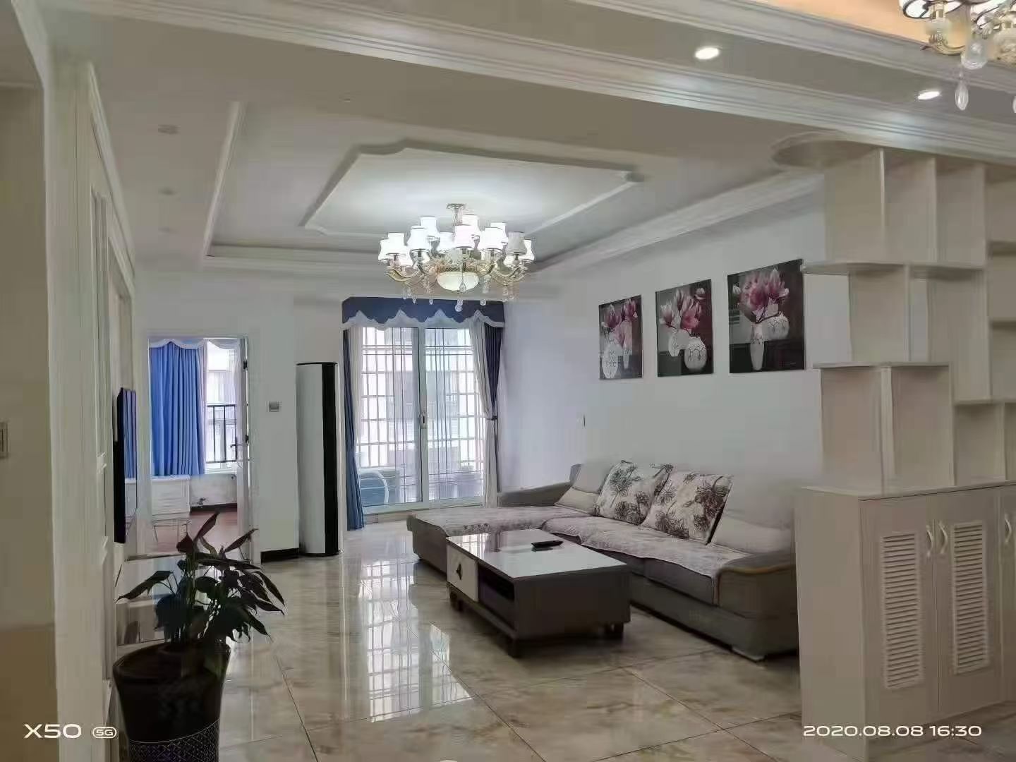 玉恒龙岸小区  3室2厅2卫    1980.0元/月户型图