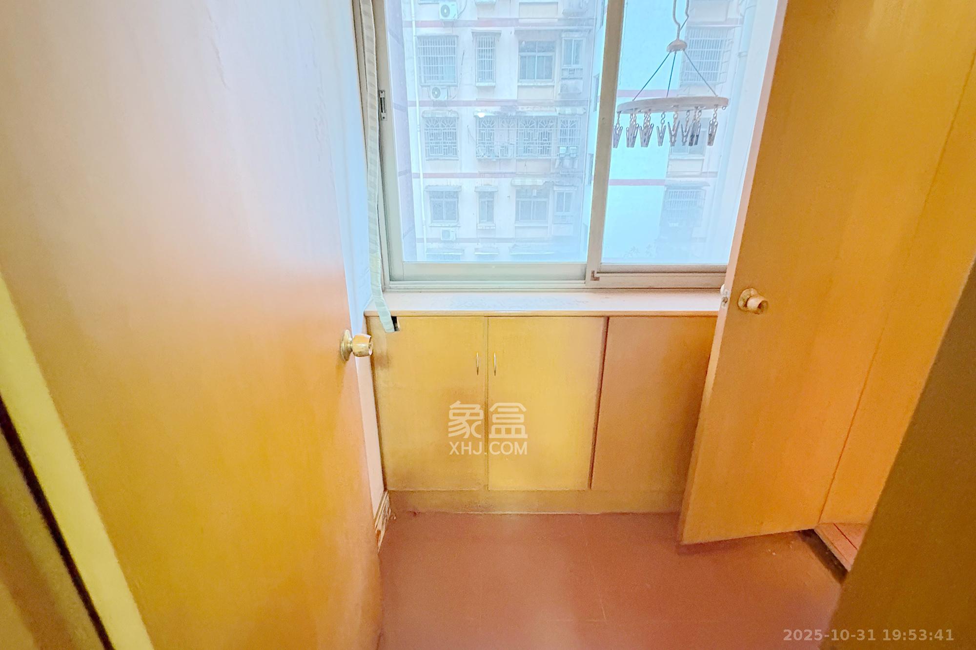 长沙晚报宿舍、晚报大厦  3室2厅2卫    106.0万阳台