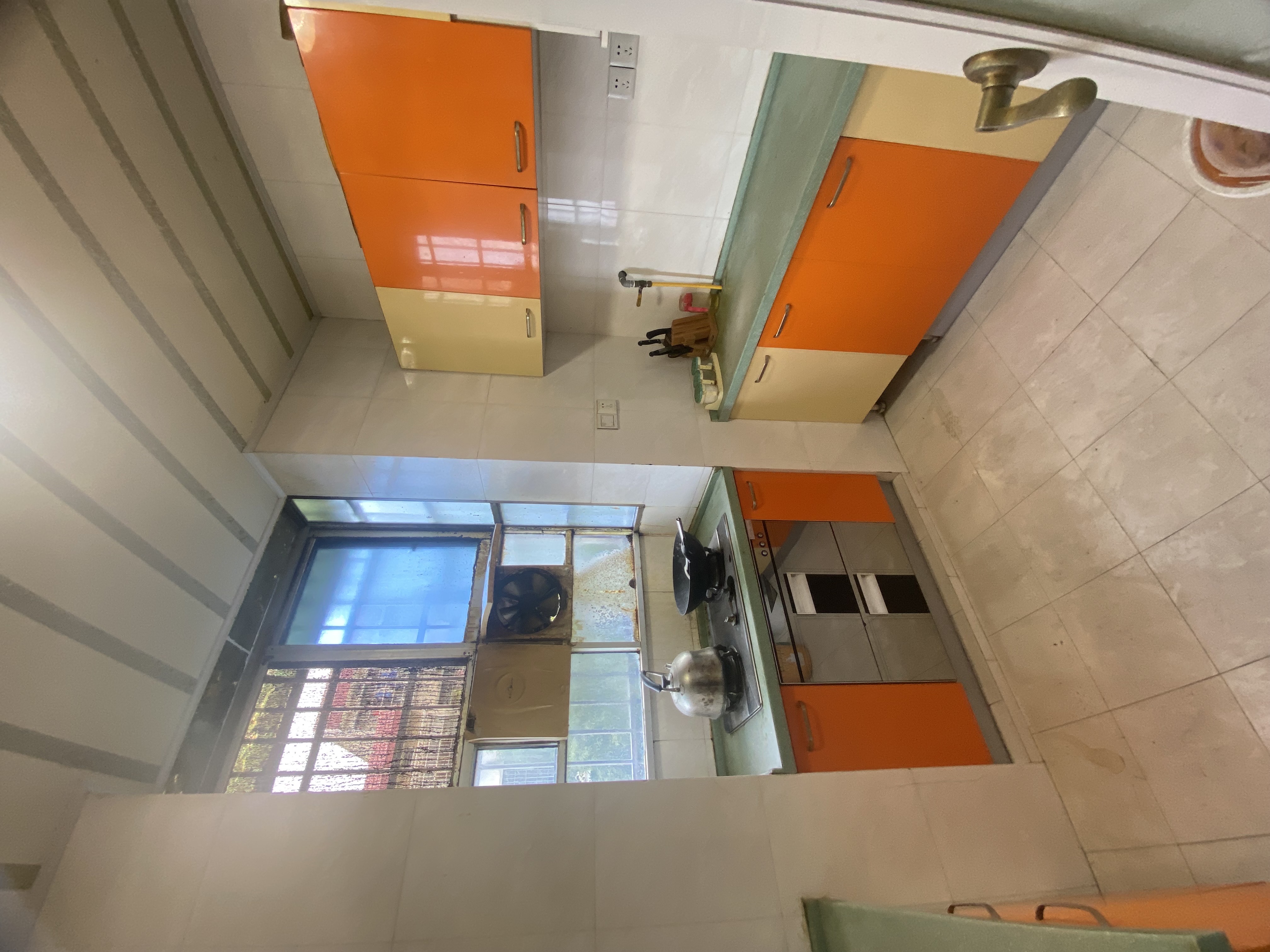 梓山苑小区  2室2厅1卫   29.00万客厅