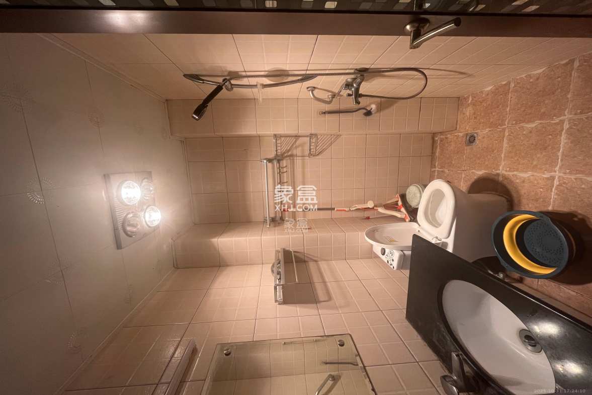 标志浪漫满屋(枫景公寓) 1室1厅1卫 1600.0元/月 标志浪漫满屋(枫景公寓) 1室1厅1卫 1600.0元/月室内图