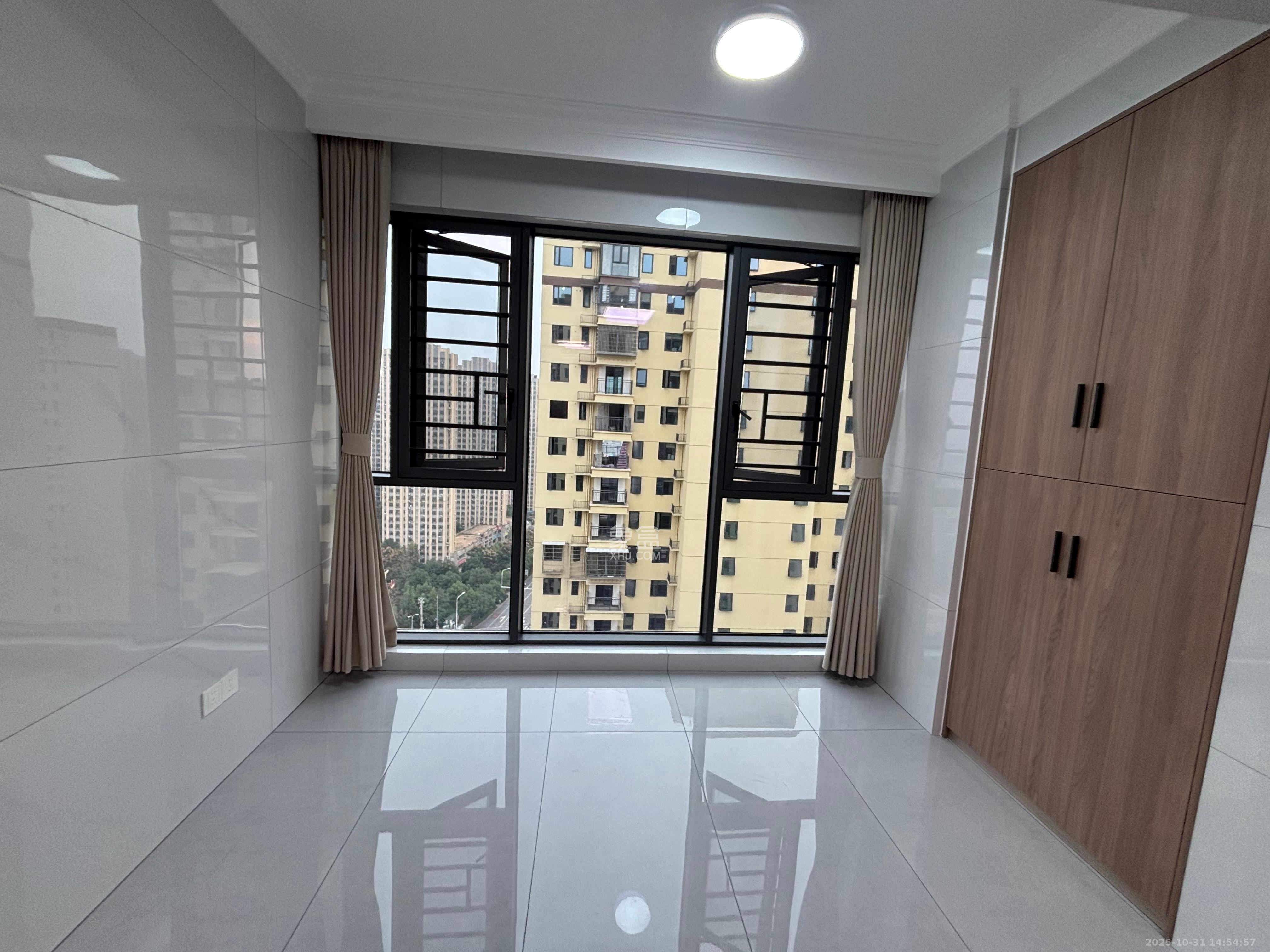 望远嘉苑  2室1厅1卫    2400.0元/月室内图