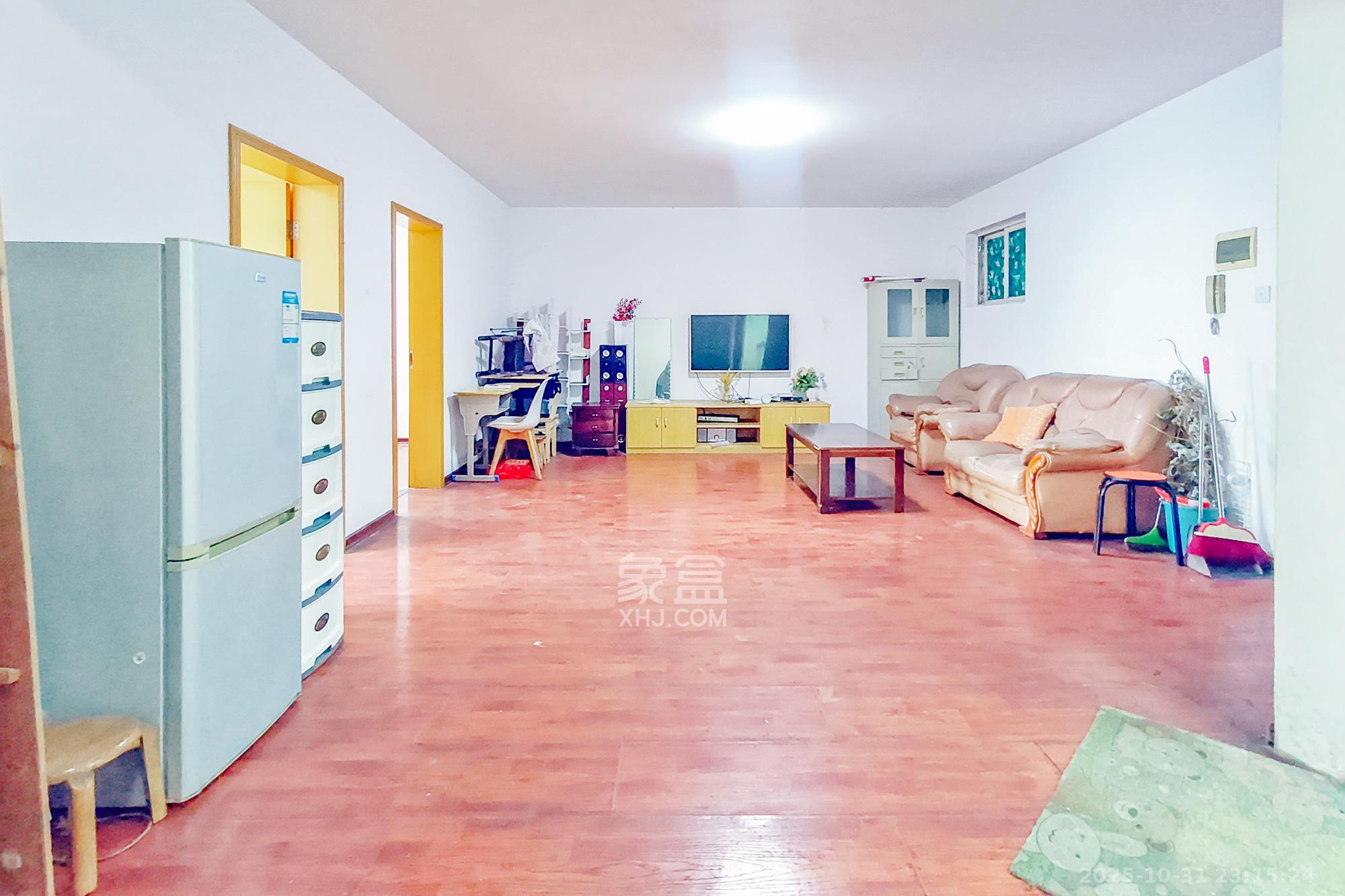 枫林美景  2室2厅2卫    56.0万