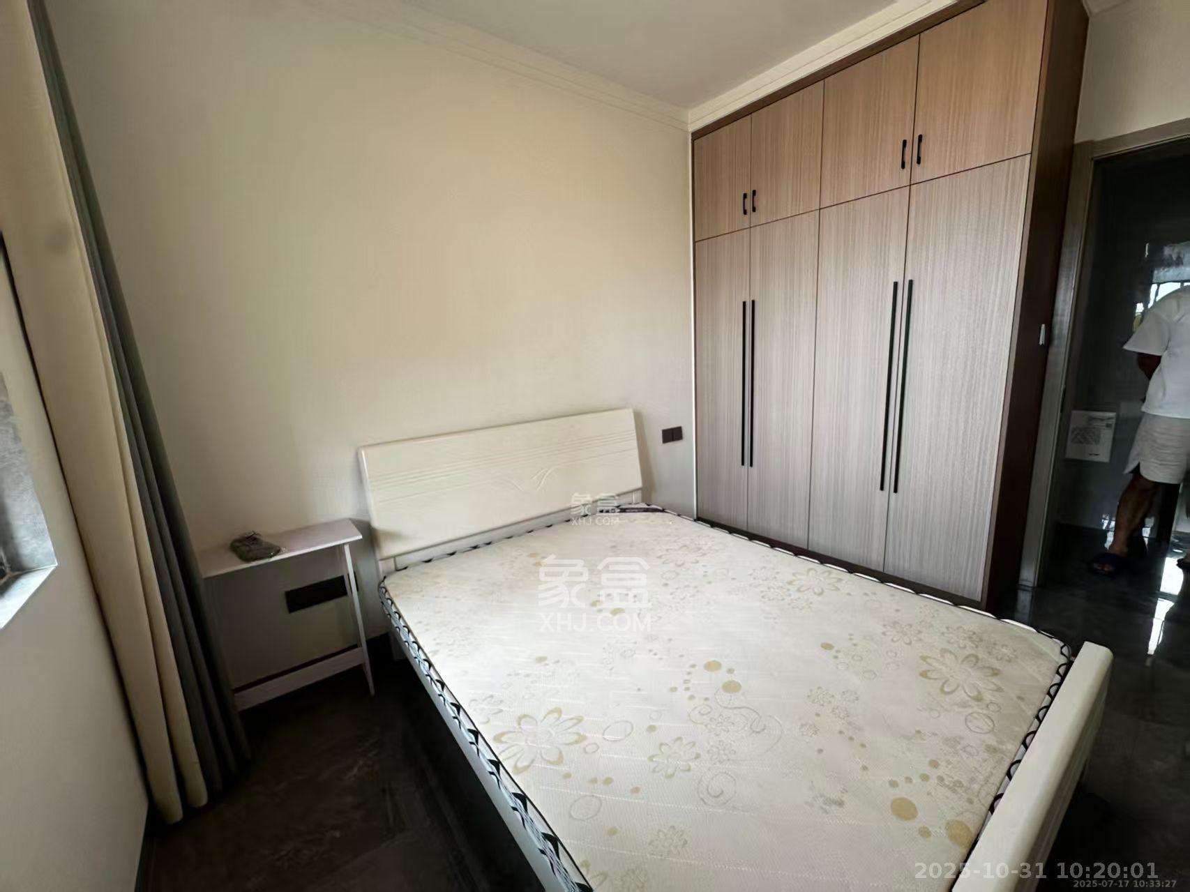 金地三千府(金地湖山樾、金地自在城) 4室2厅2卫 2300.0元/月 金地三千府(金地湖山樾、金地自在城) 4室2厅2卫 2300.0元/月室内图