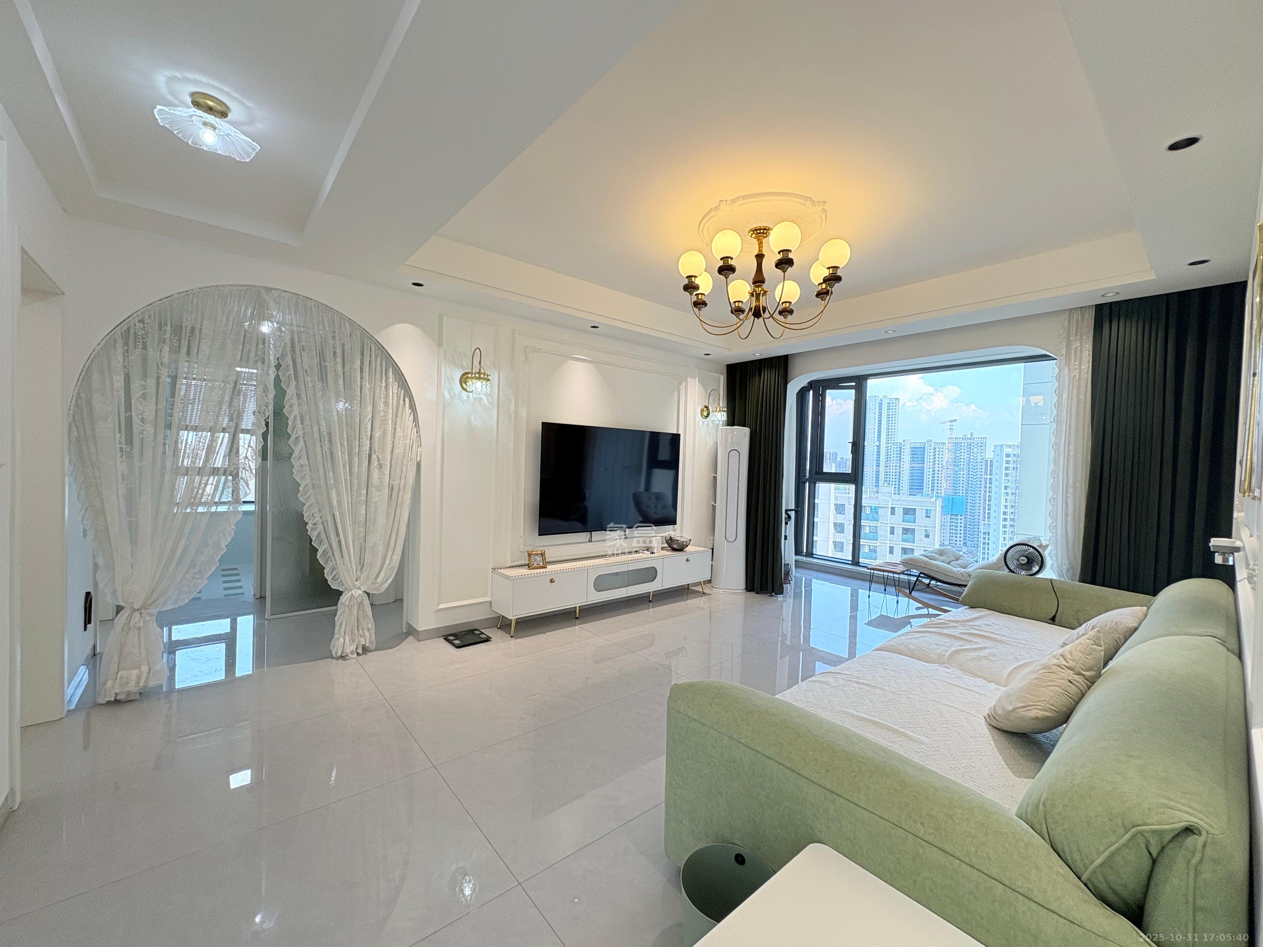 珑璟学府  3室2厅1卫    3000.0元/月 珑璟学府  3室2厅1卫    3000.0元/月室内图