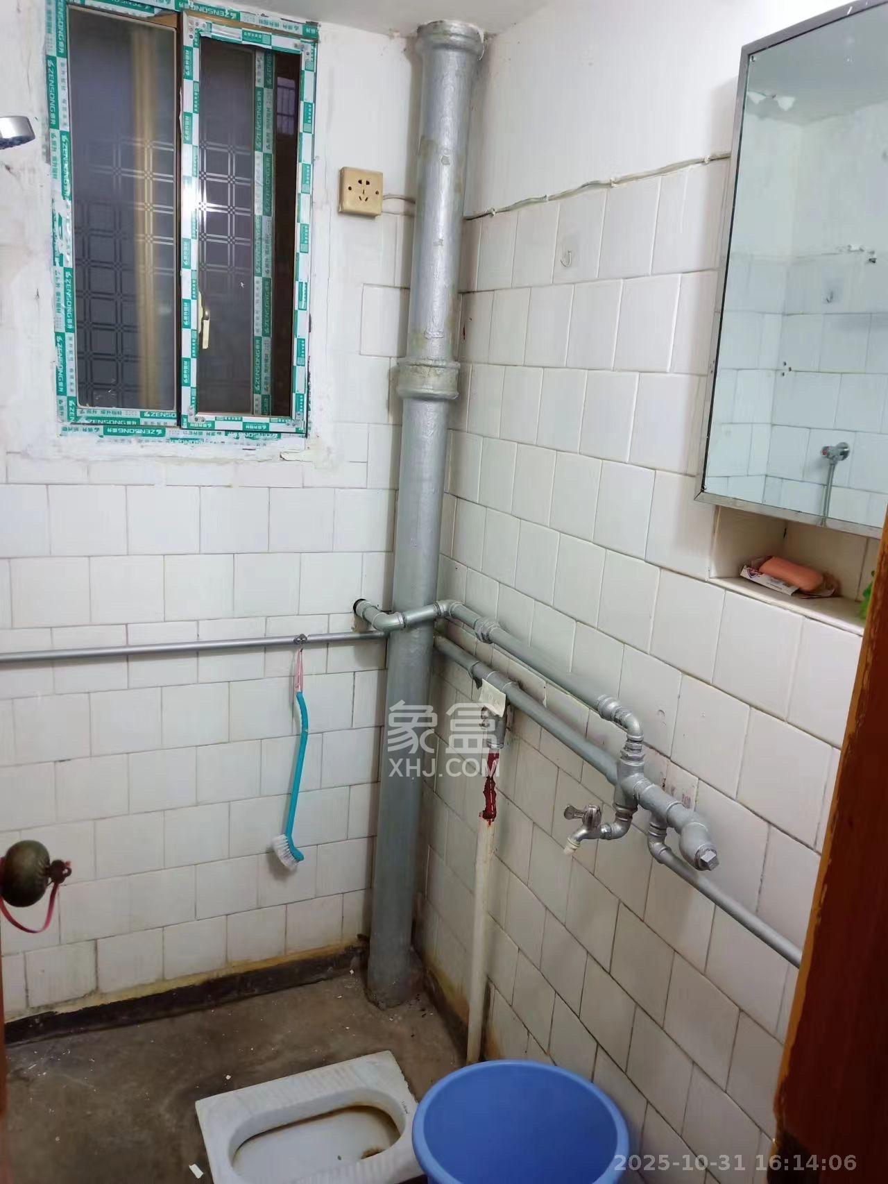 丽臣小区  3室1厅1卫    1500.0元/月室内图