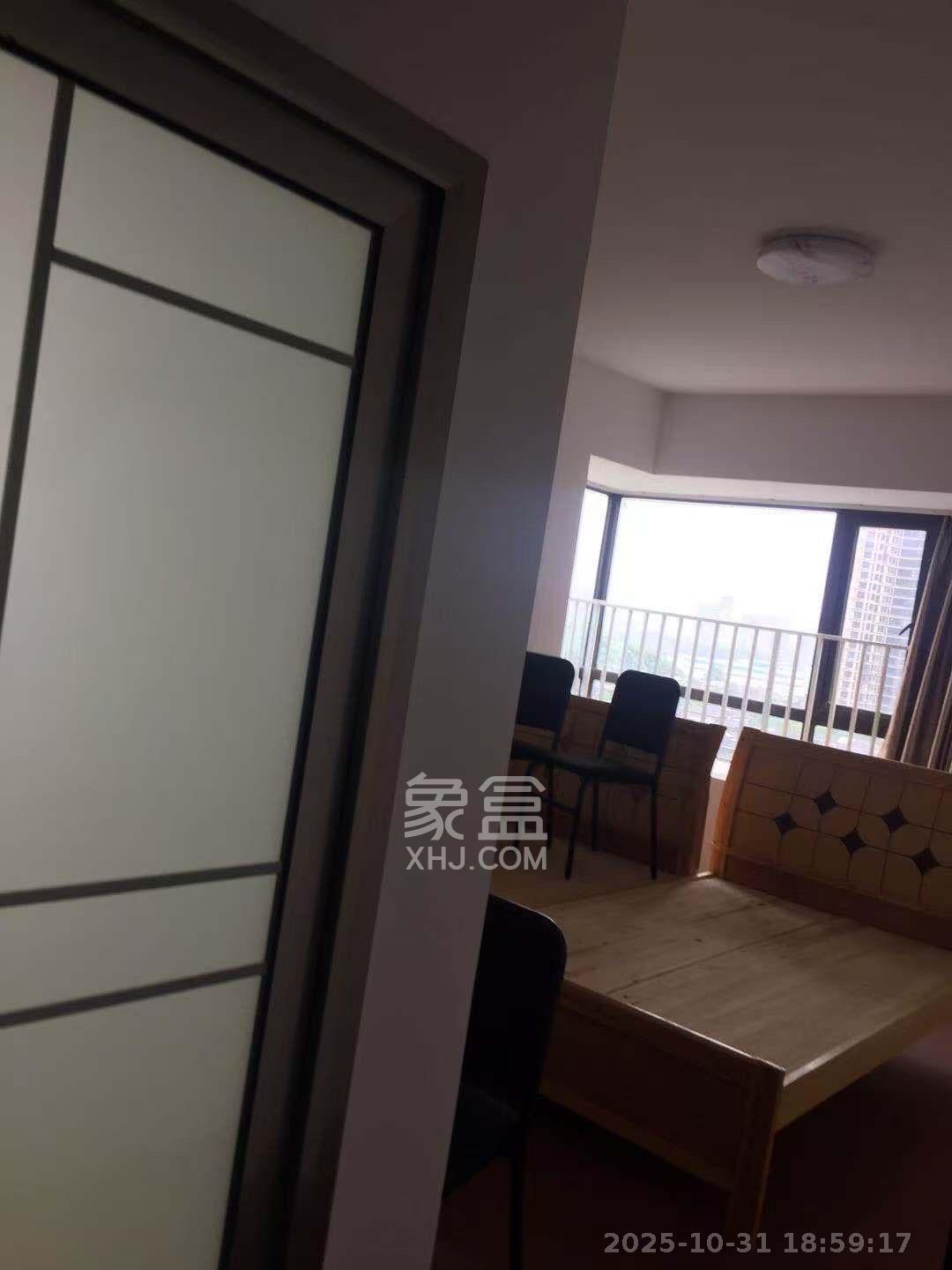 保利麓谷林语E区  4室2厅2卫    2600.0元/月室内图