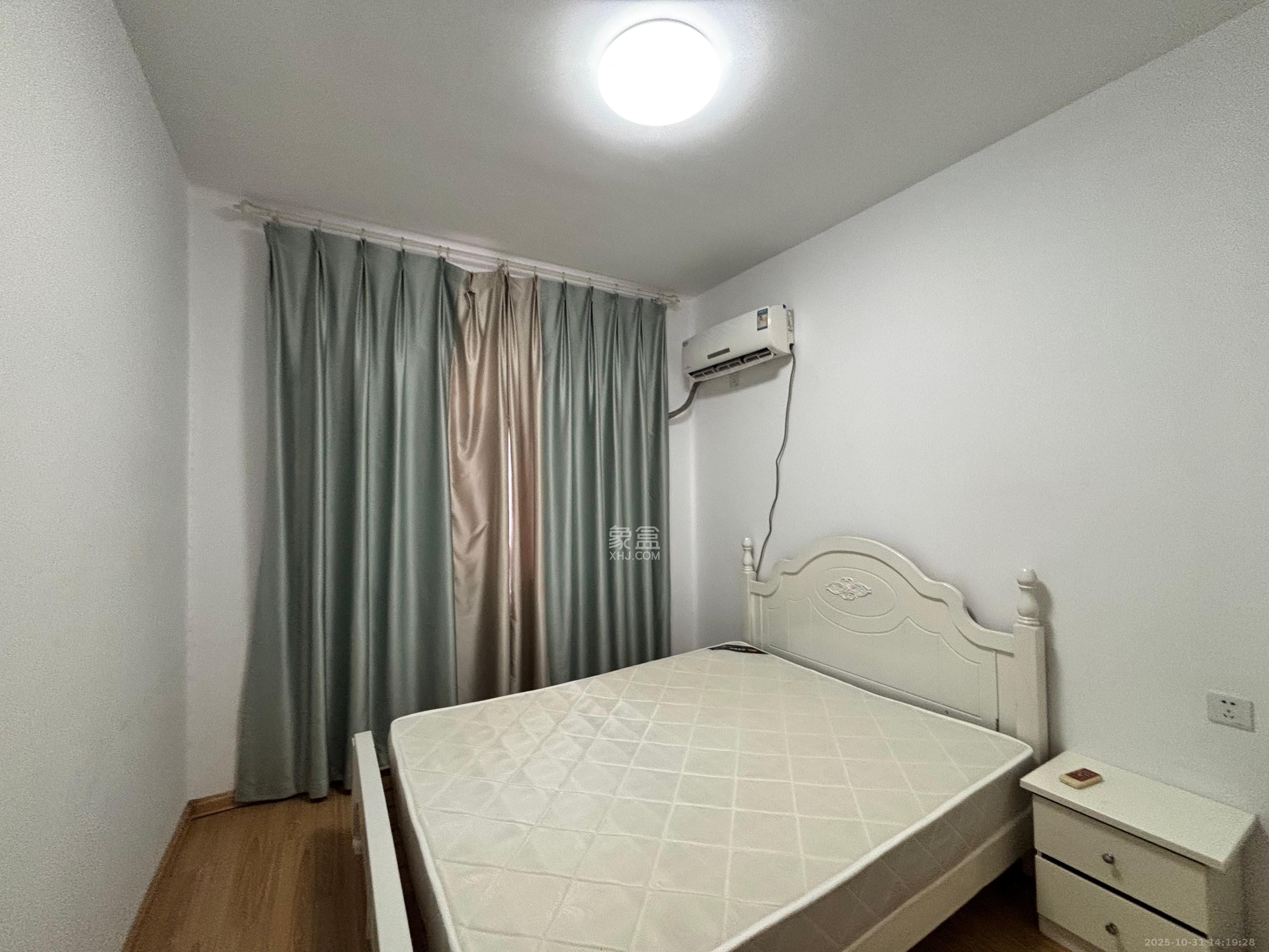 安泰嘉园（湘府邻伴）  3室2厅2卫    2500.0元/月室内图