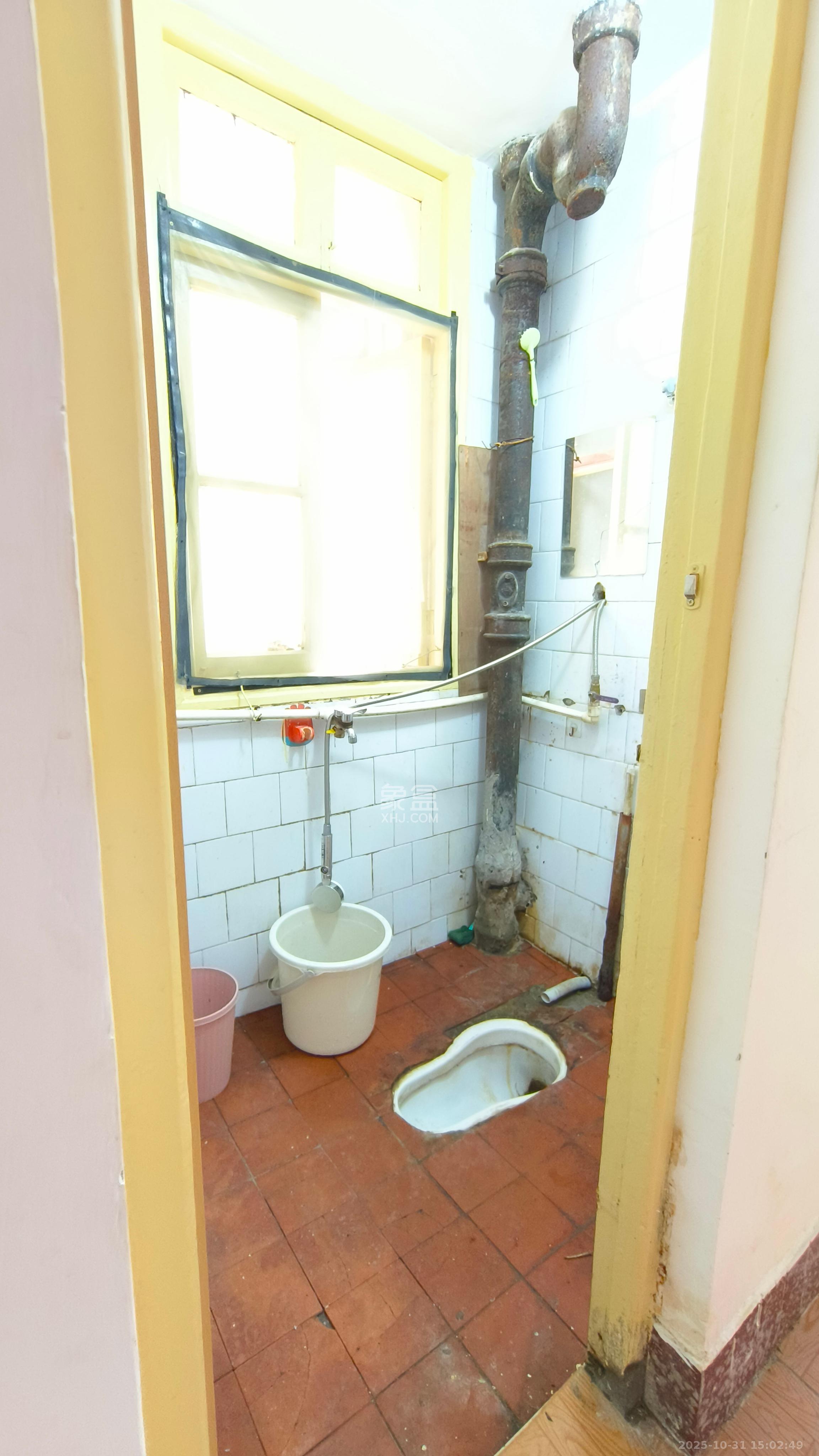 老鸦冲小区 2室1厅1卫 1500.0元/月 老鸦冲小区 2室1厅1卫 1500.0元/月室内图