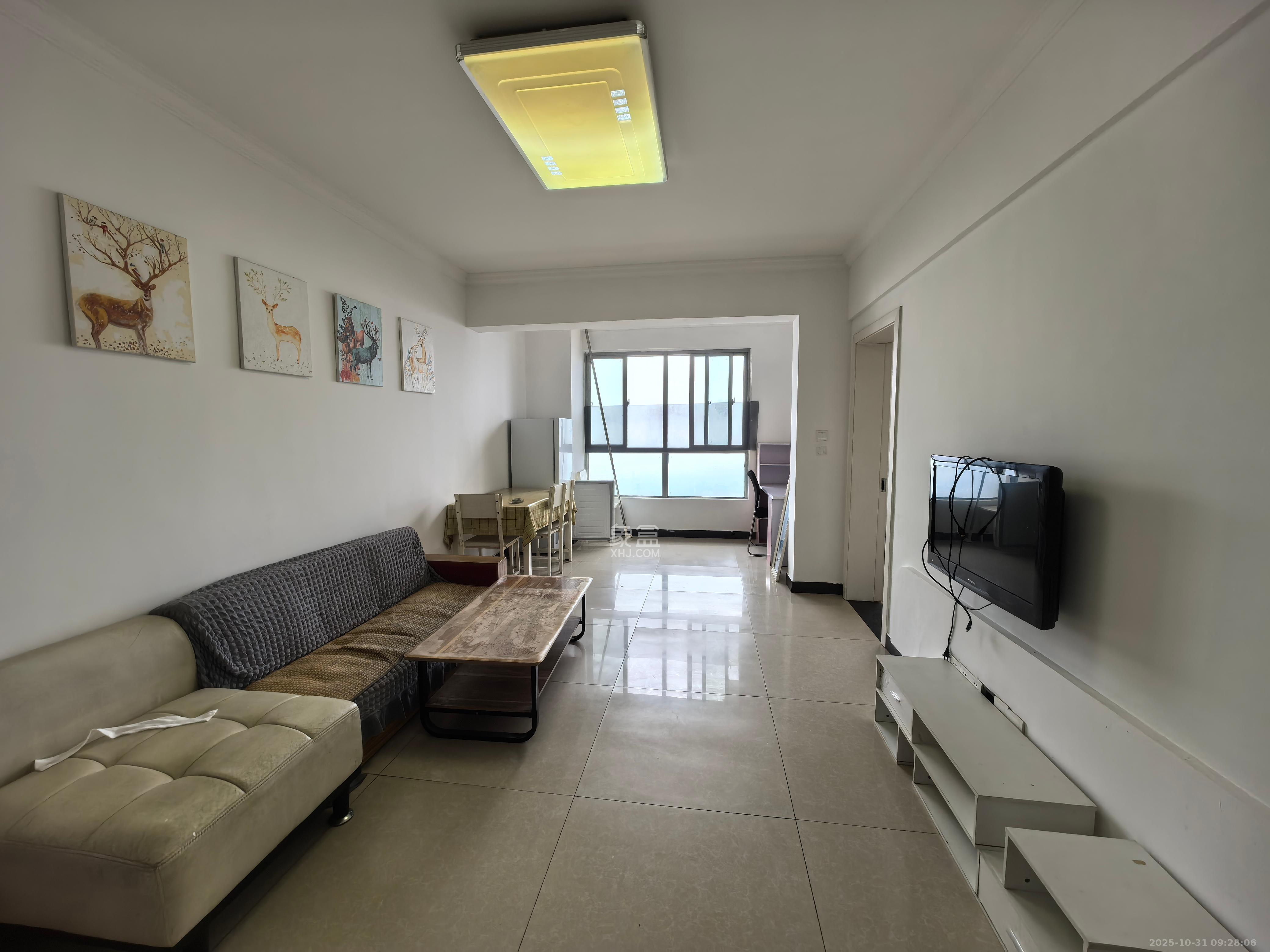 钱隆世家  2室2厅1卫    1900.0元/月