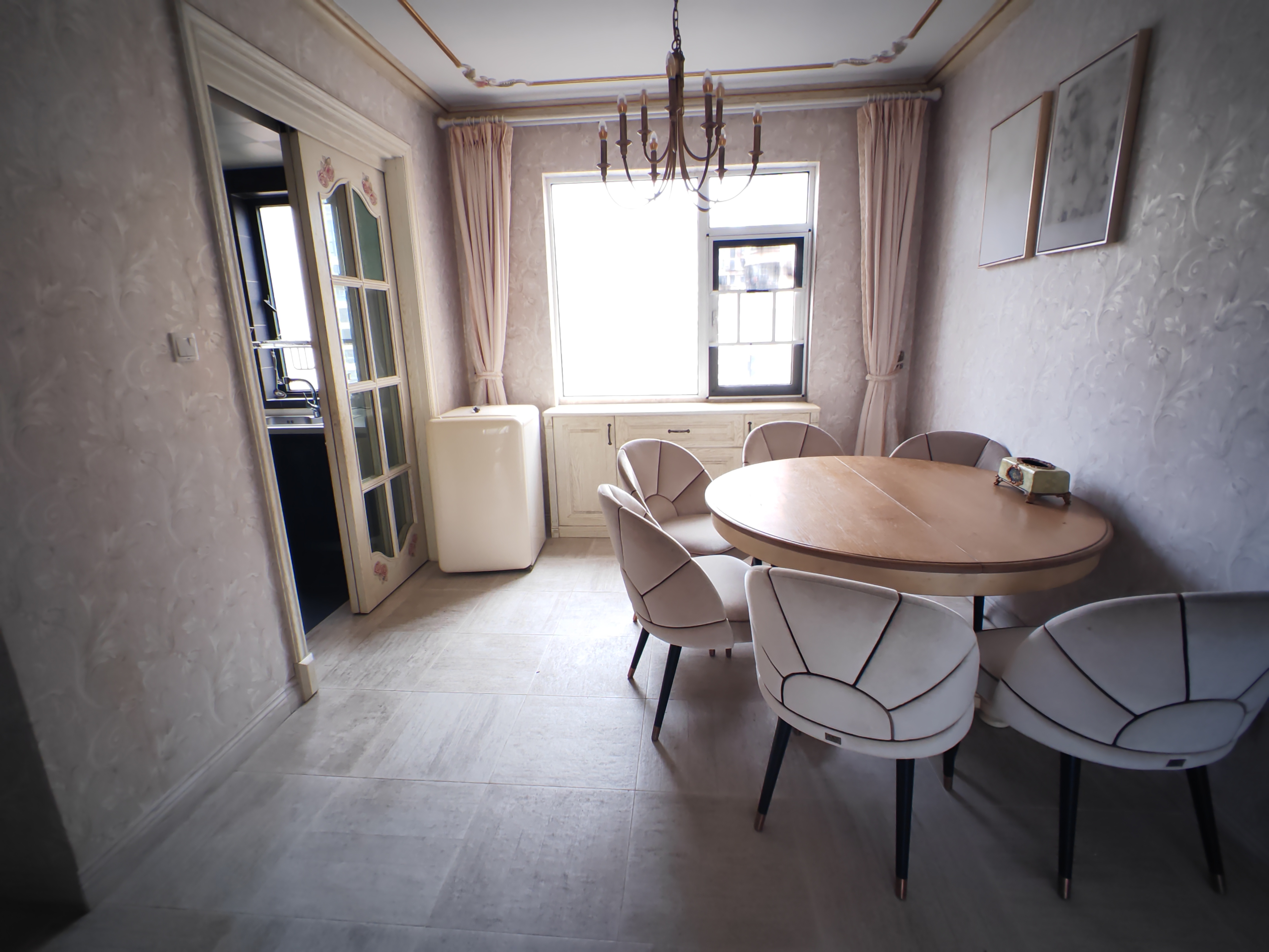 海阔天空-国瑞城二期（雅仕苑）  3室2厅2卫    3500.0元/月