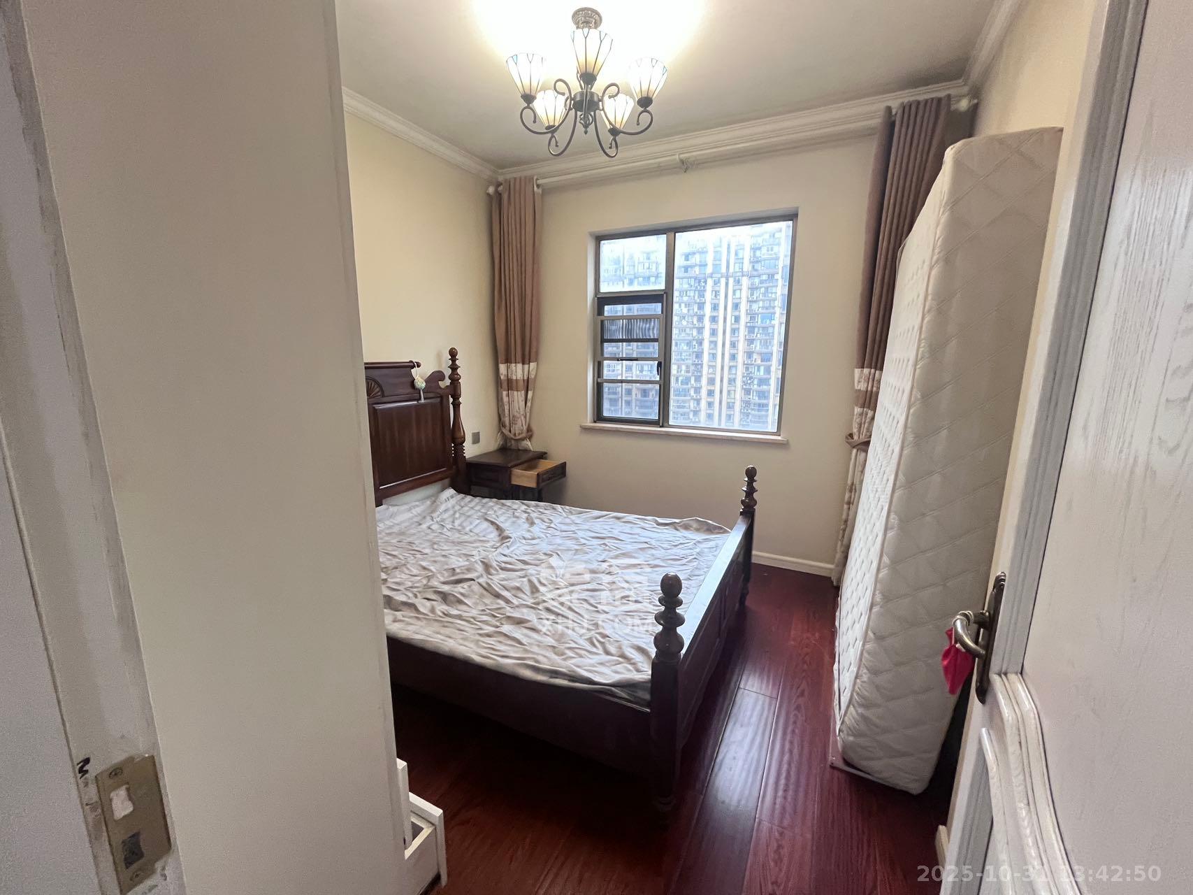 江山帝景雅典  3室2厅2卫    3400.0元/月室内图