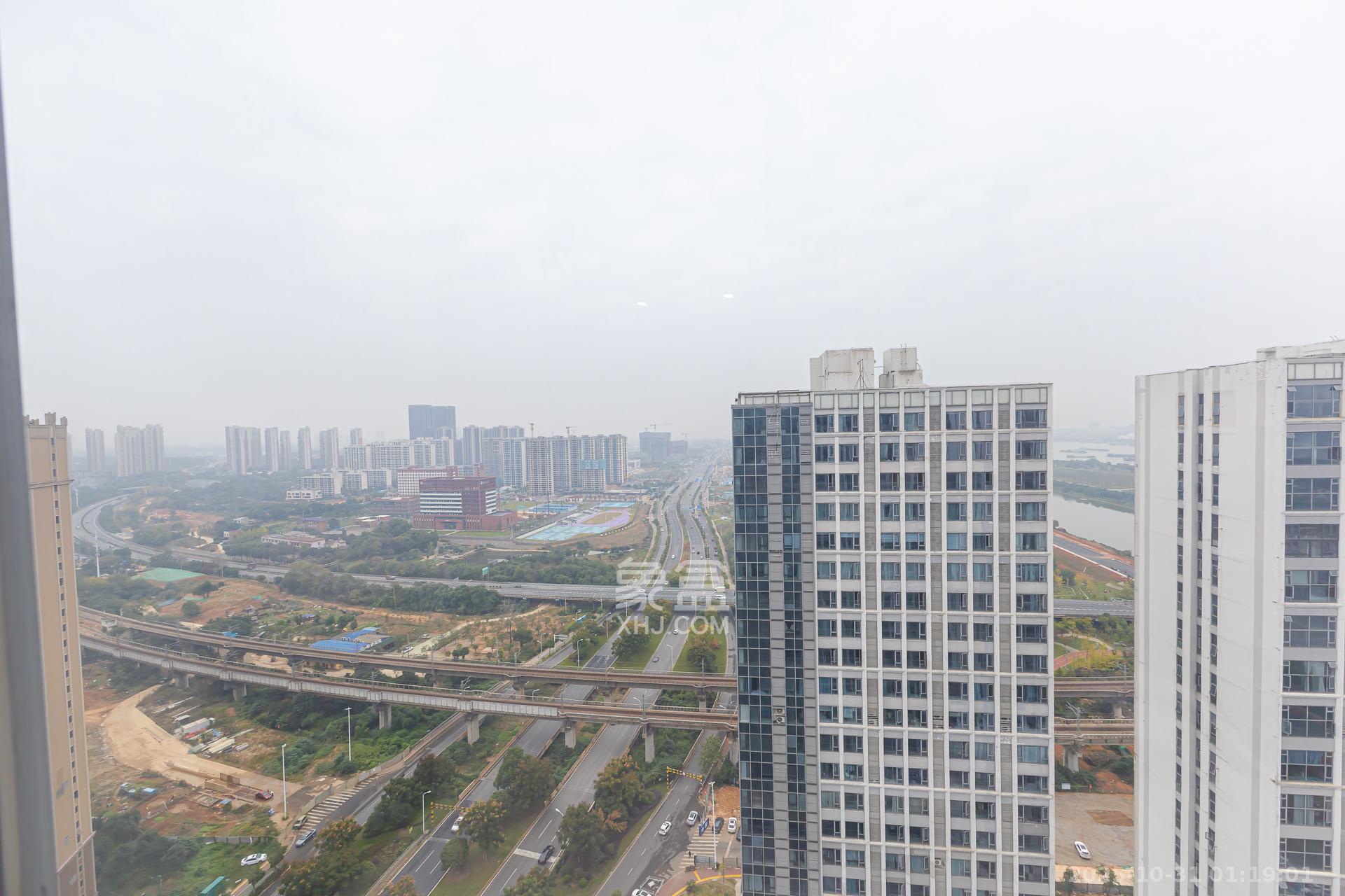 信诚湘江揽月（至善美景大厦）  1室1厅1卫    28.8万其他