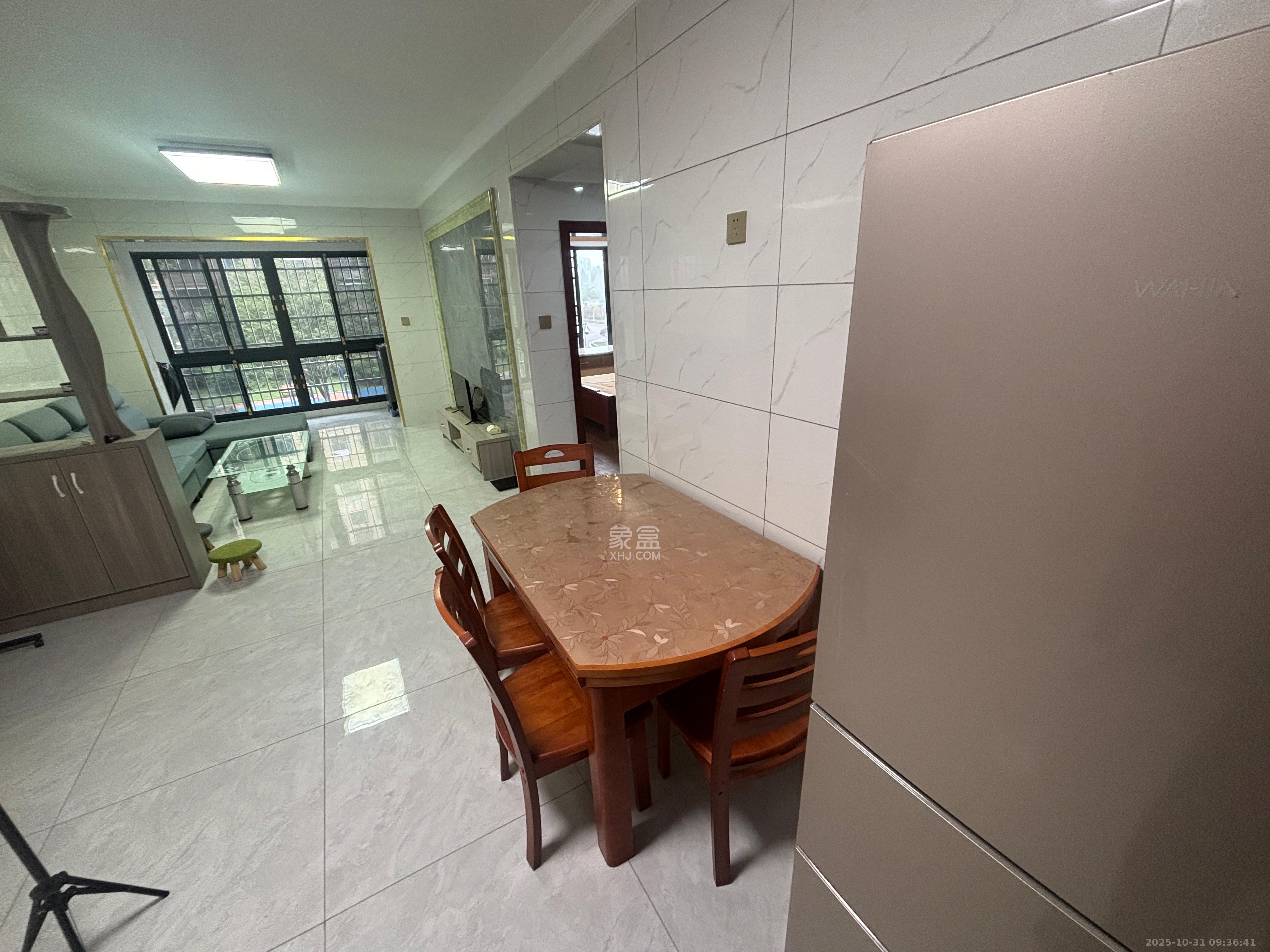 金南家园三期  2室1厅1卫    2100.0元/月室内图